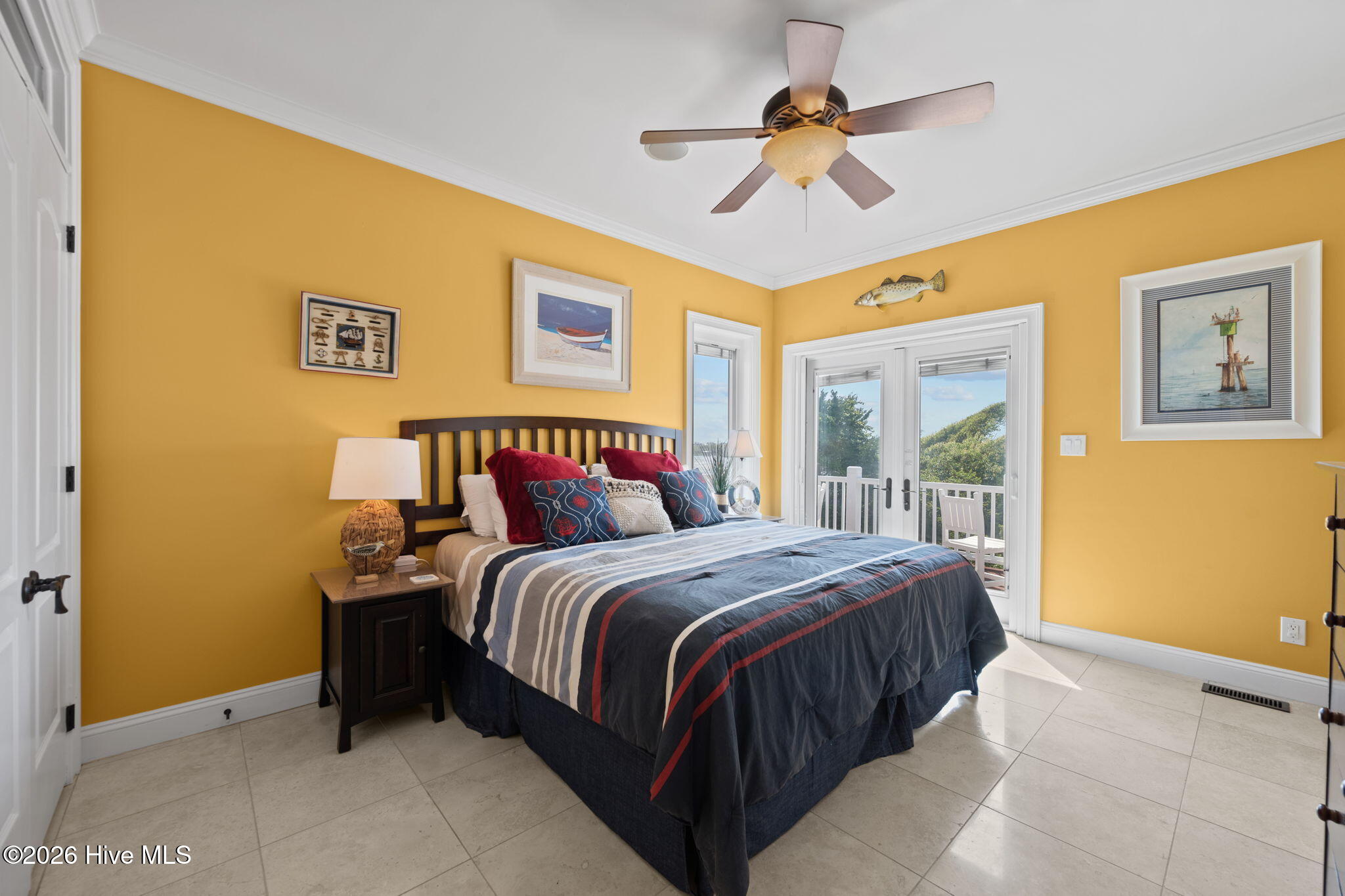 100568549 | Photo 27