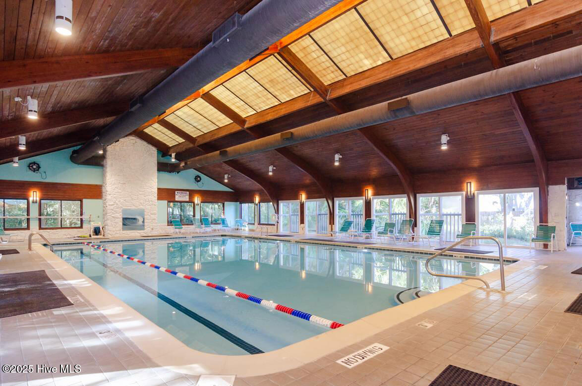 100562588 | Photo 13