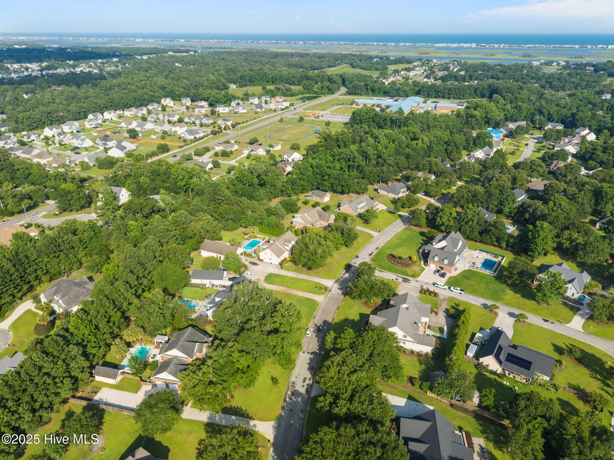 100518834 | Photo 82