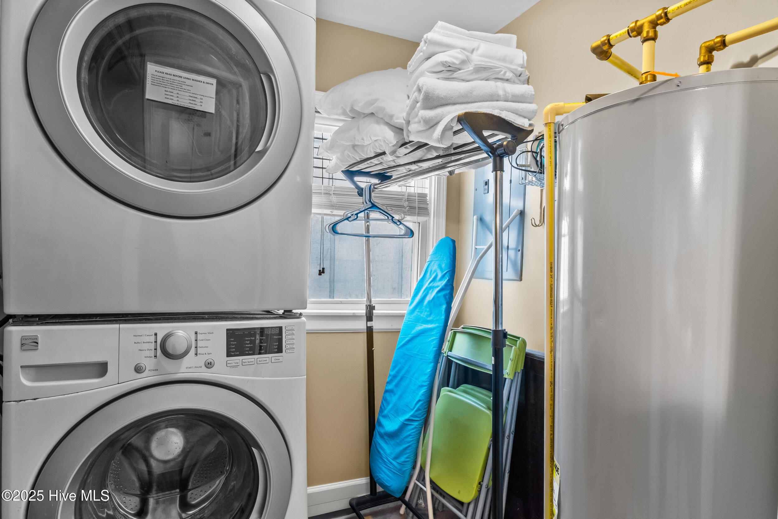 100524845 | Photo 26