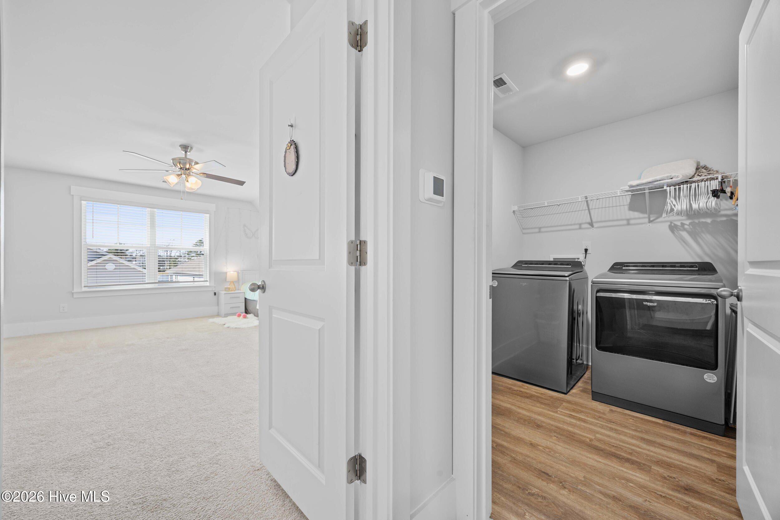 100561686 | Photo 26