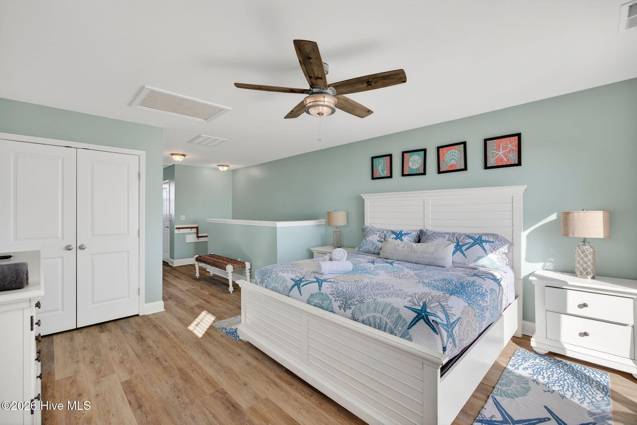 100552371 | Photo 22