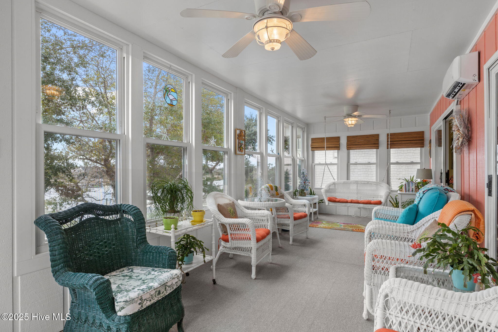 100542627 | Photo 22