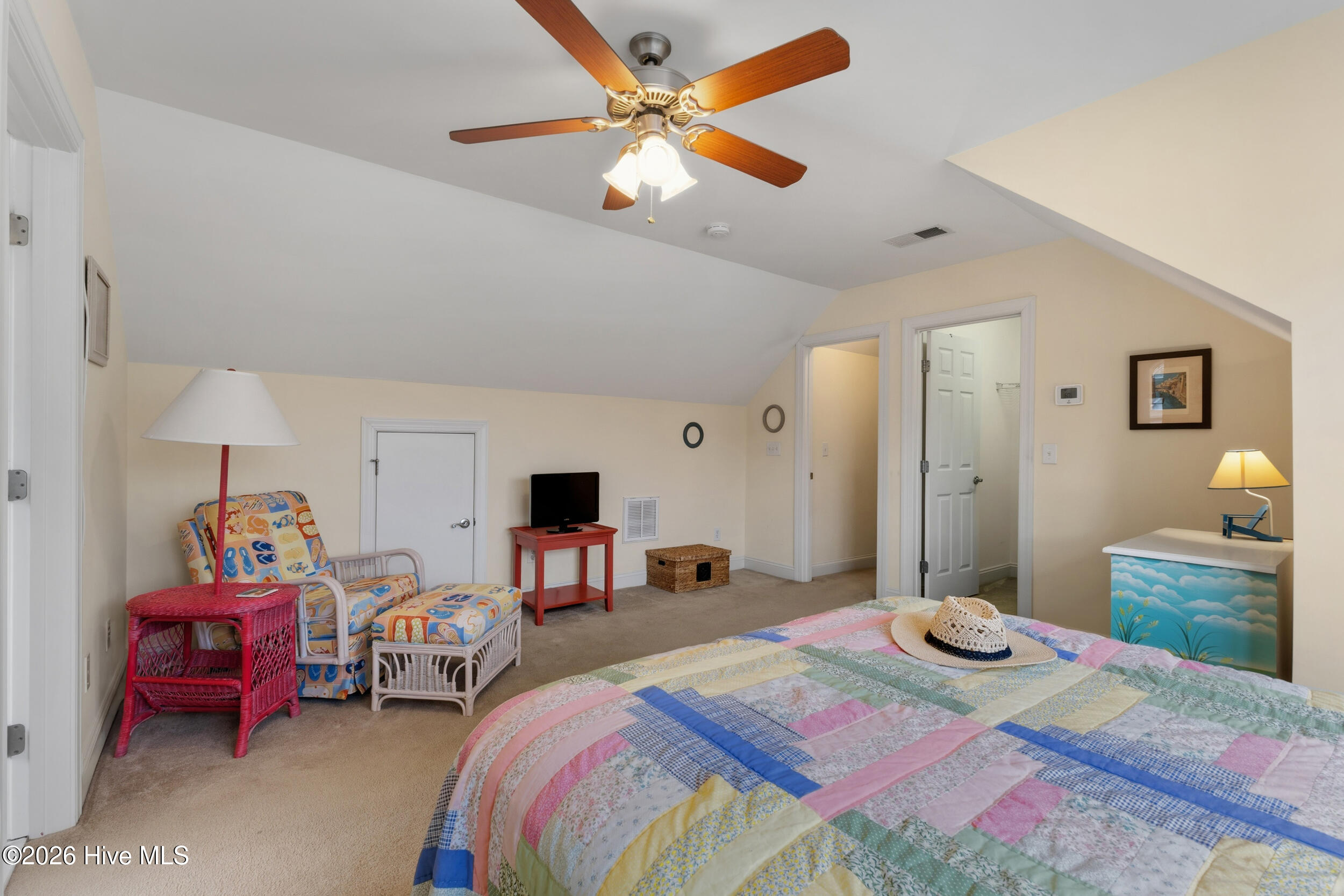 100557149 | Photo 37