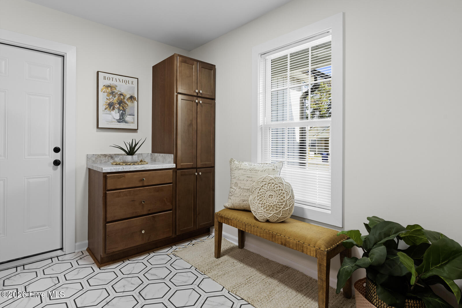 100559065 | Photo 15