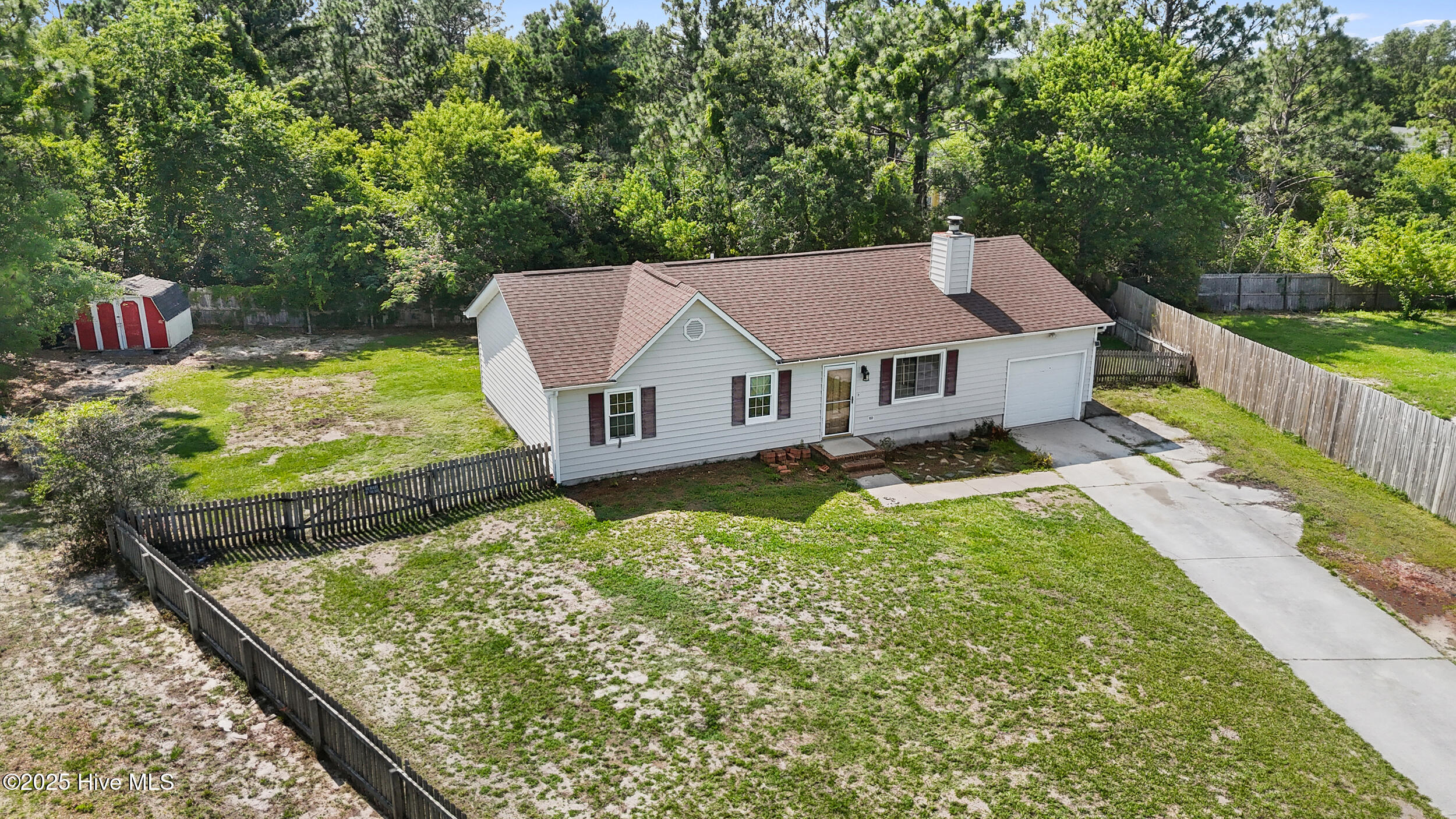 100514281 | Photo 28