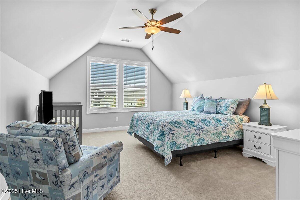 100530087 | Photo 31