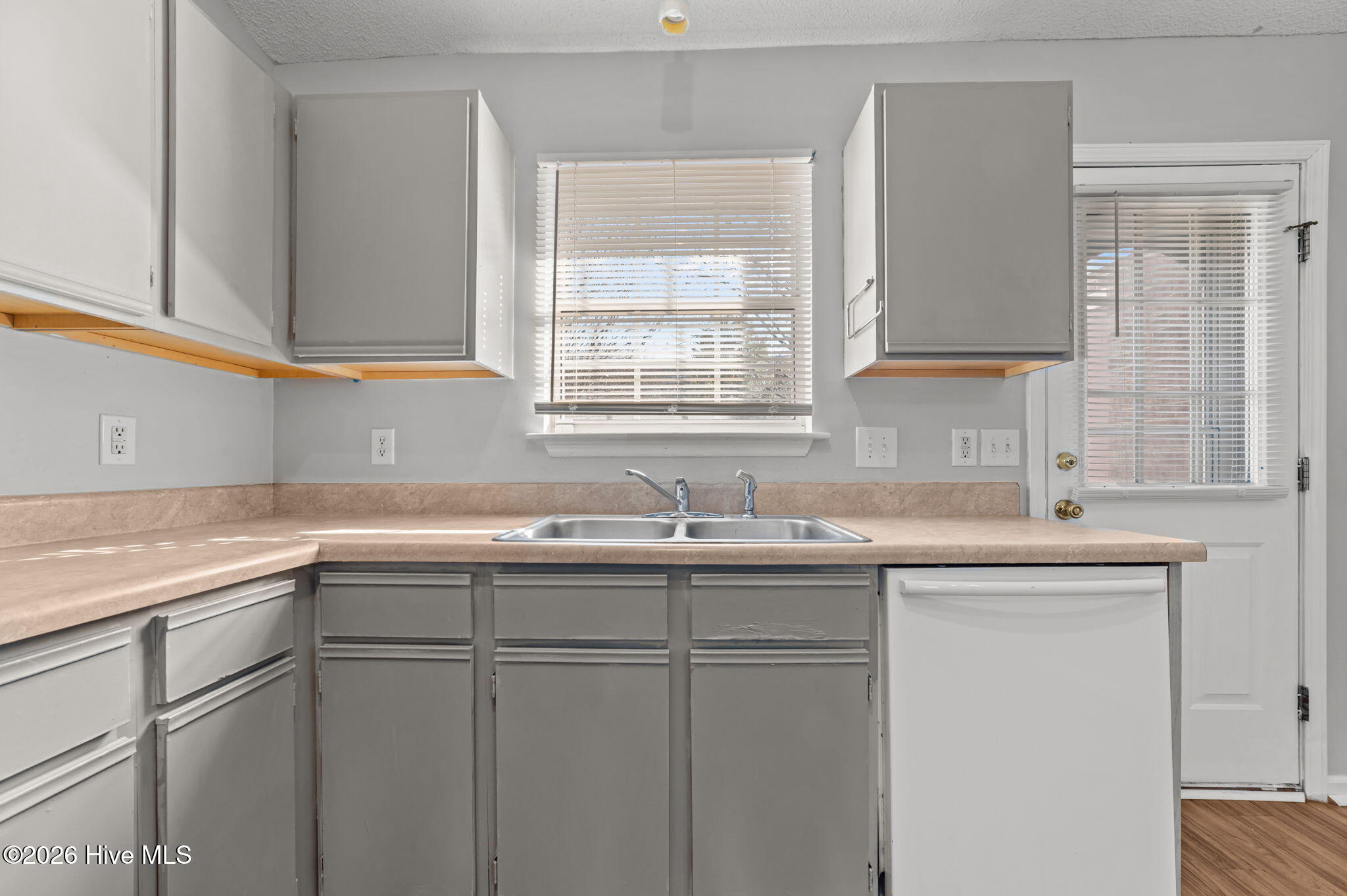 Homes for sale in Greenville, NC | 3303 Parkway Ct #B, Greenville, NC 27834 | MLS# 100552534