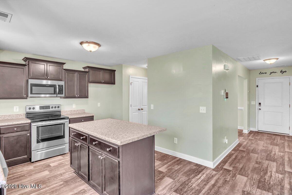 100559936 | Photo 21