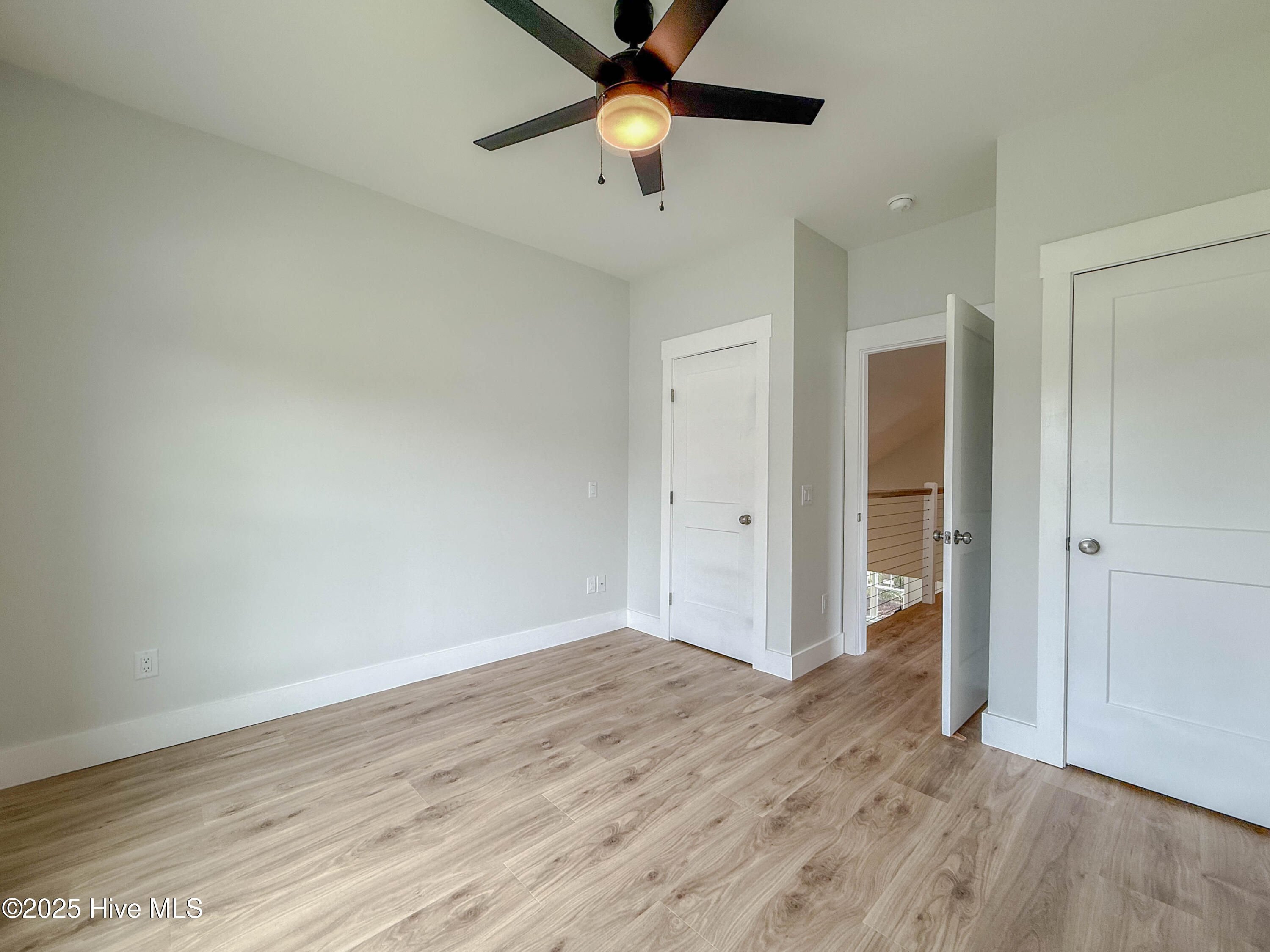 100529852 | Photo 41