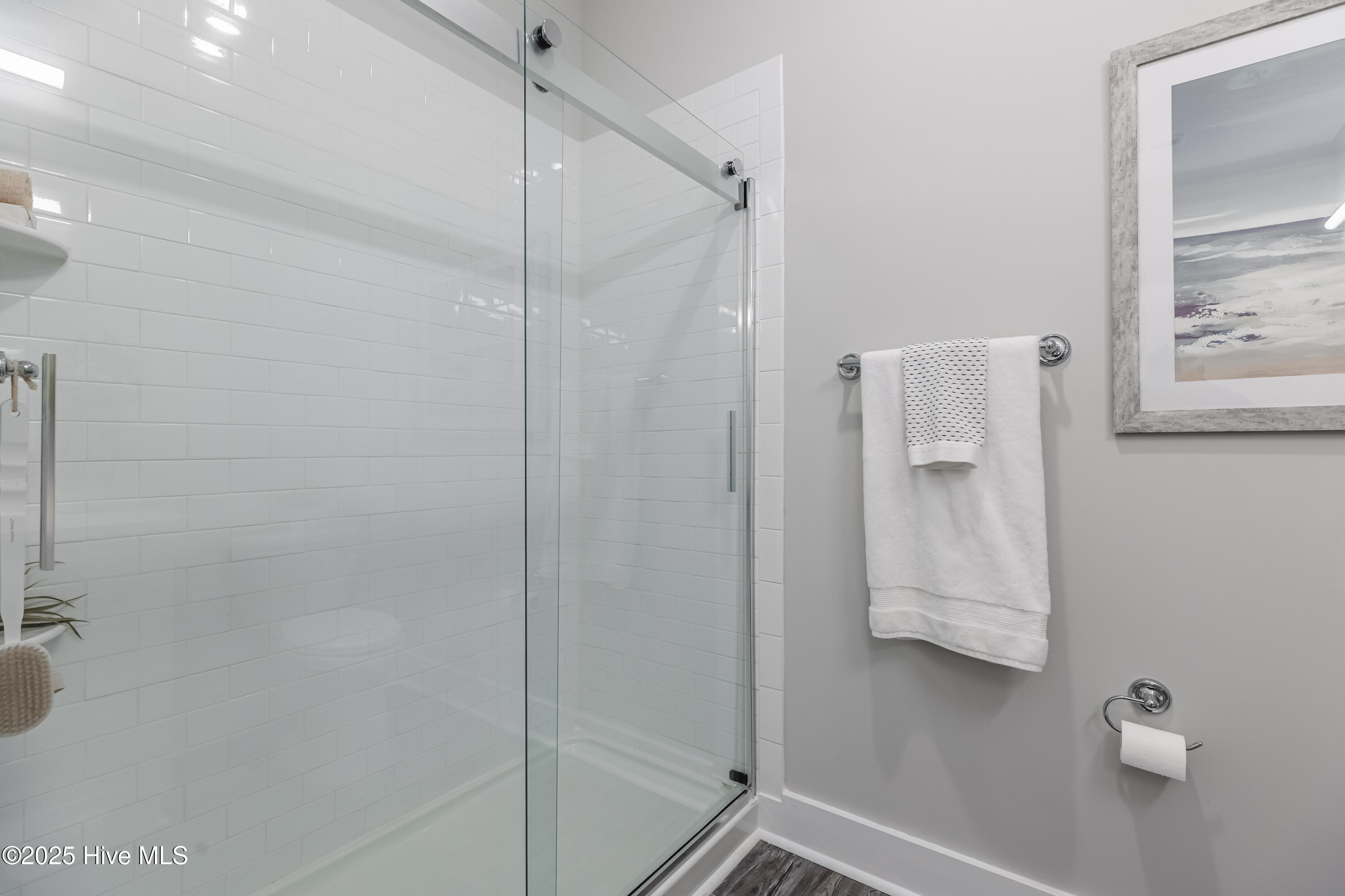 100566499 | Photo 16