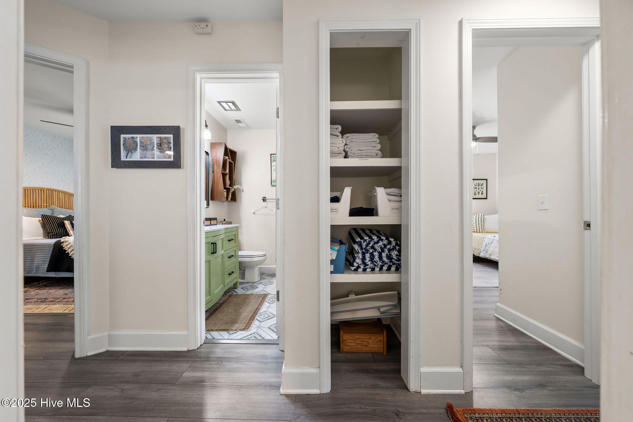 100538264 | Photo 29