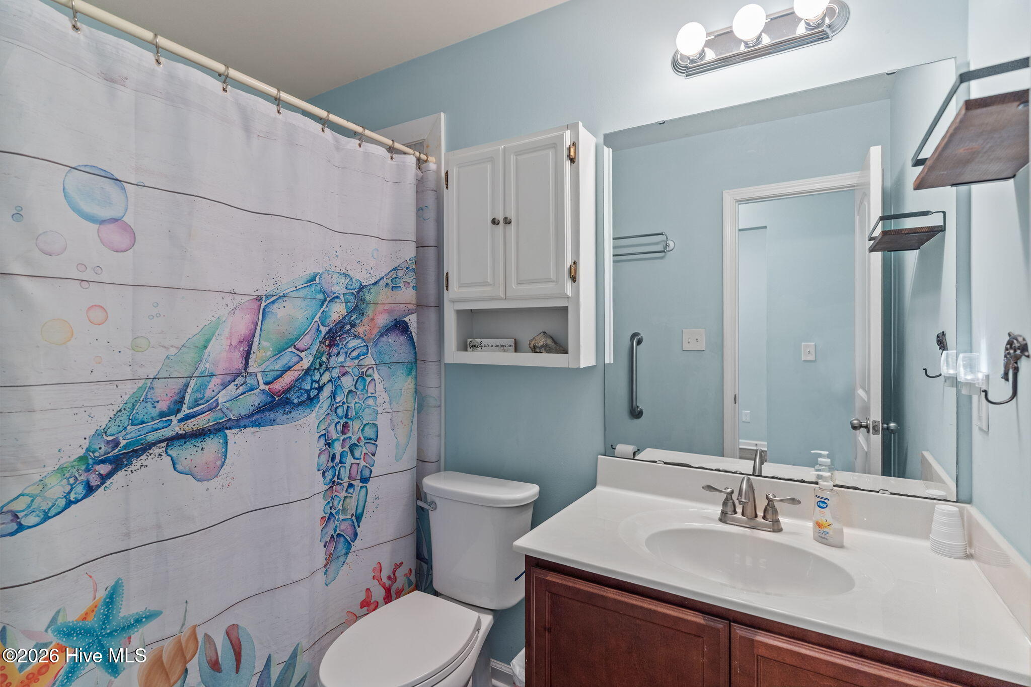 100564480 | Photo 35