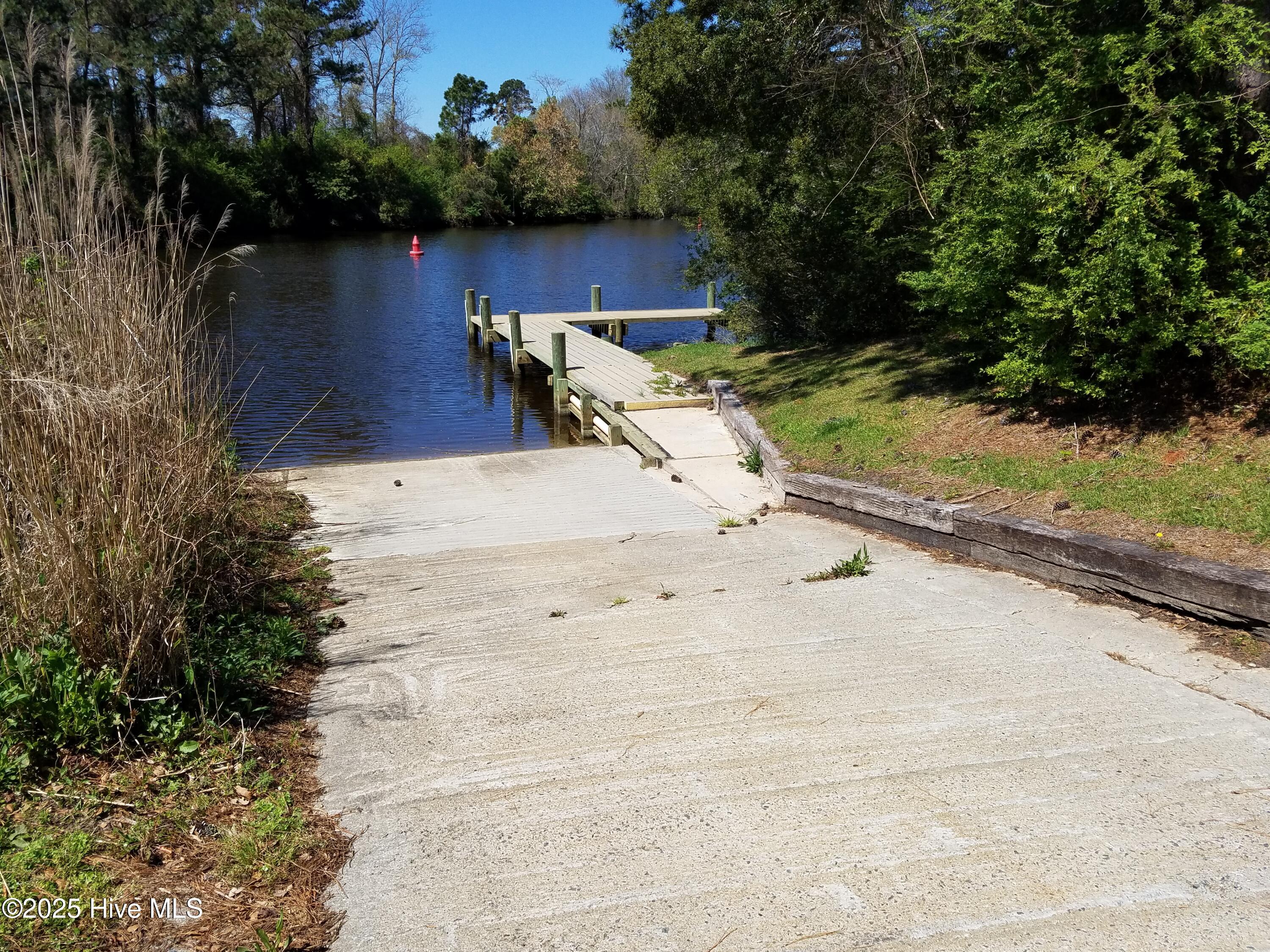 Join MBGC for use of their boat ramp and launch dock on Alligator Creek/ Neuse River