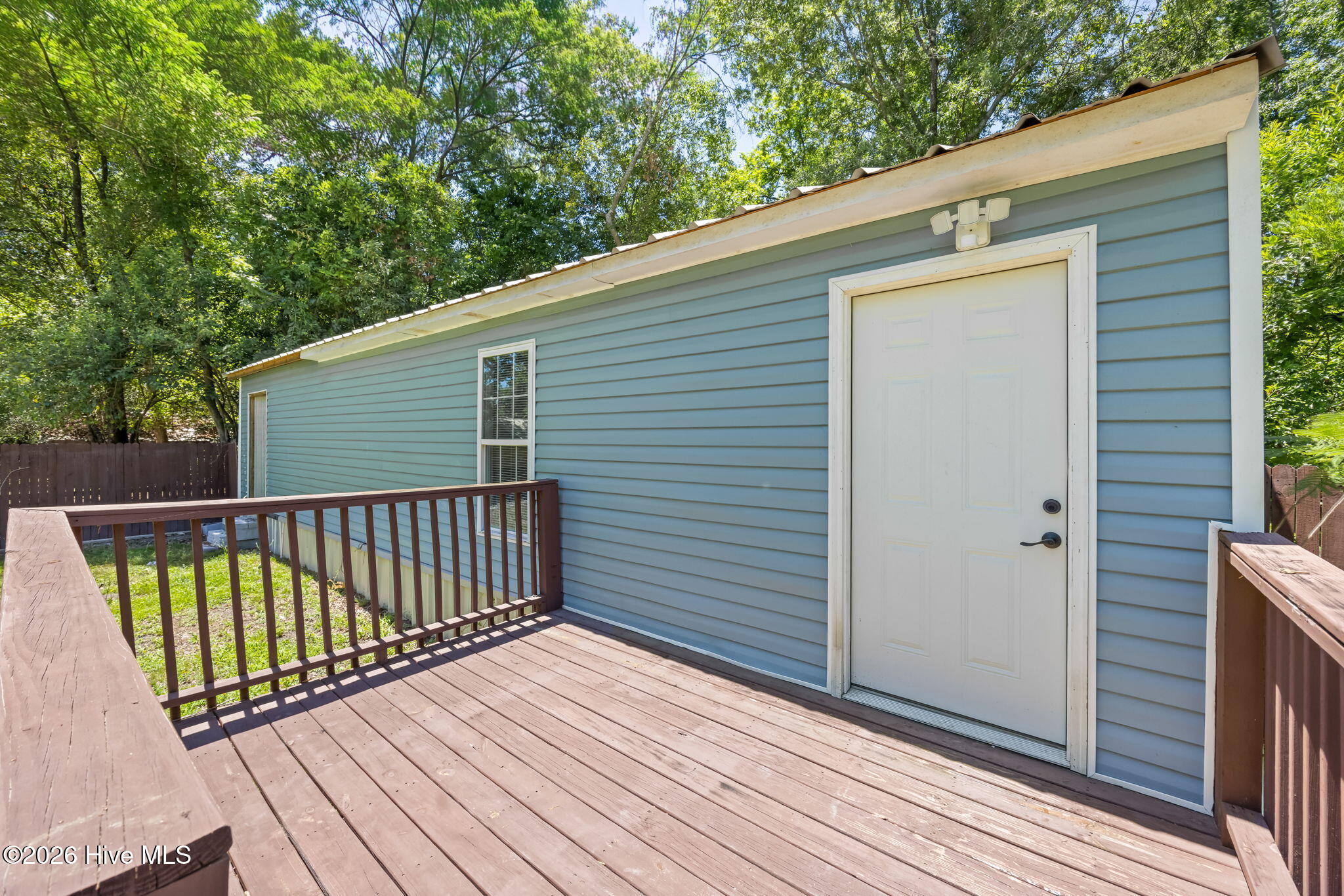 42-web-or-mls-1917 Haynie Drive-10