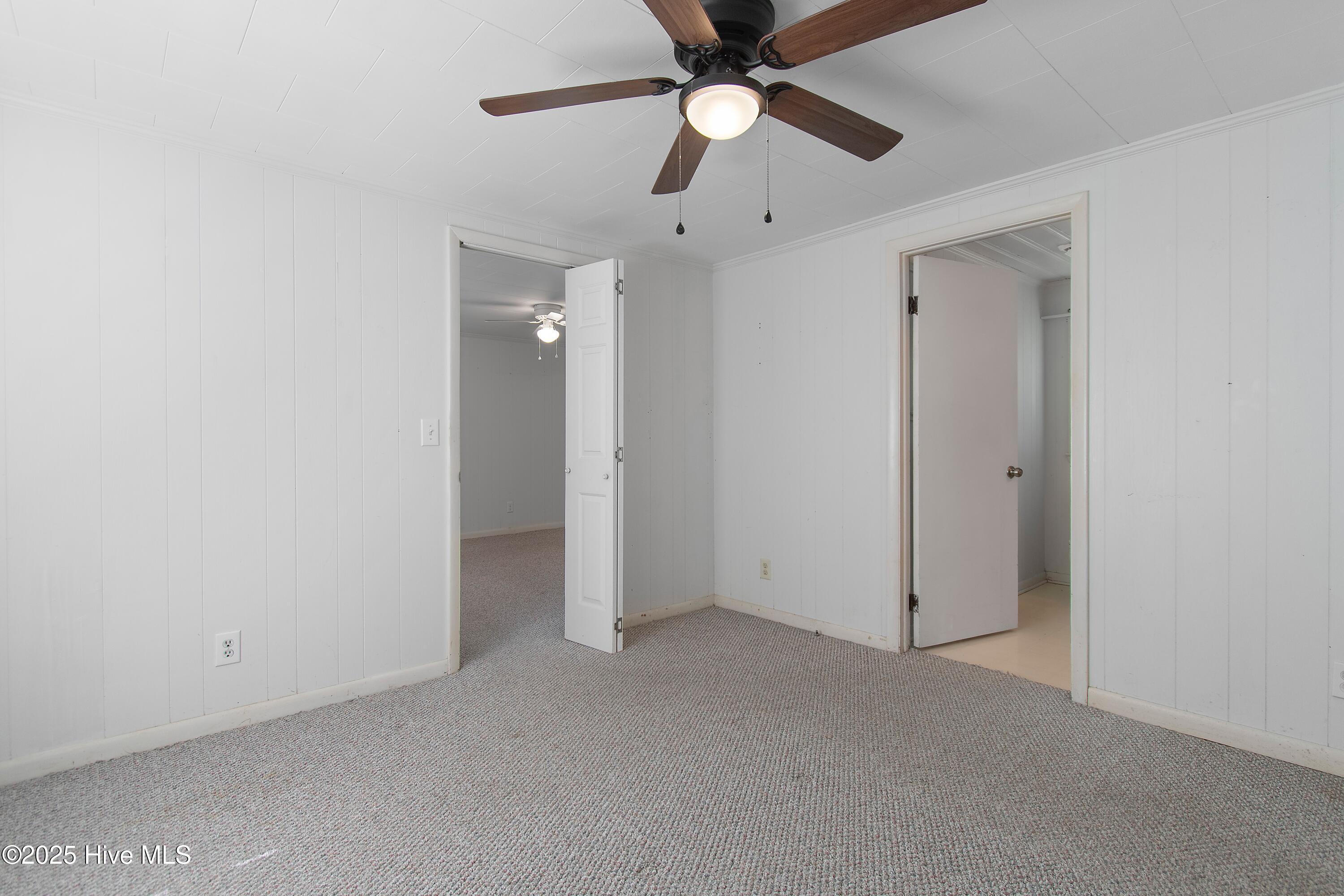 100525762 | Photo 15