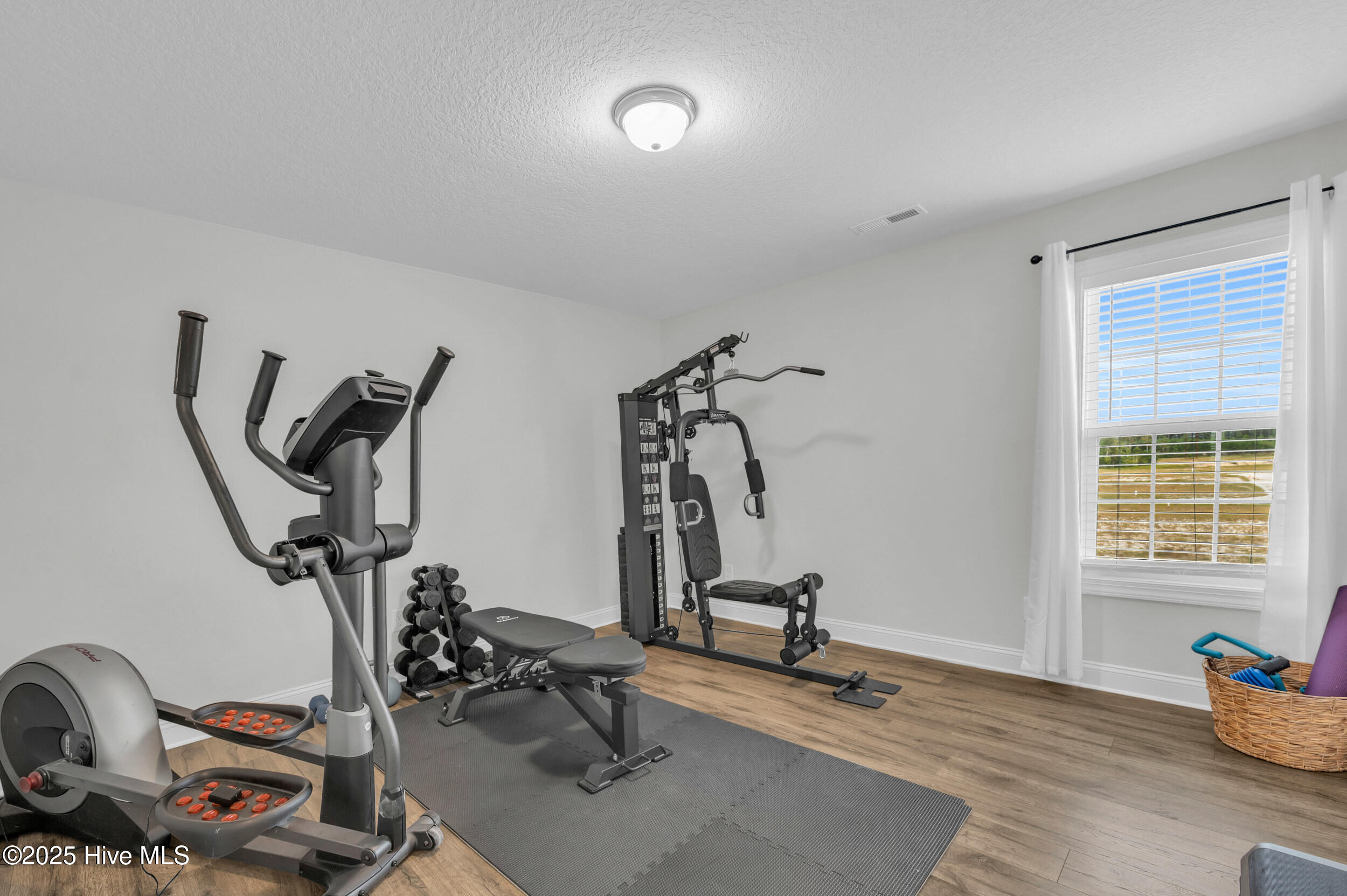 100531101 | Photo 34