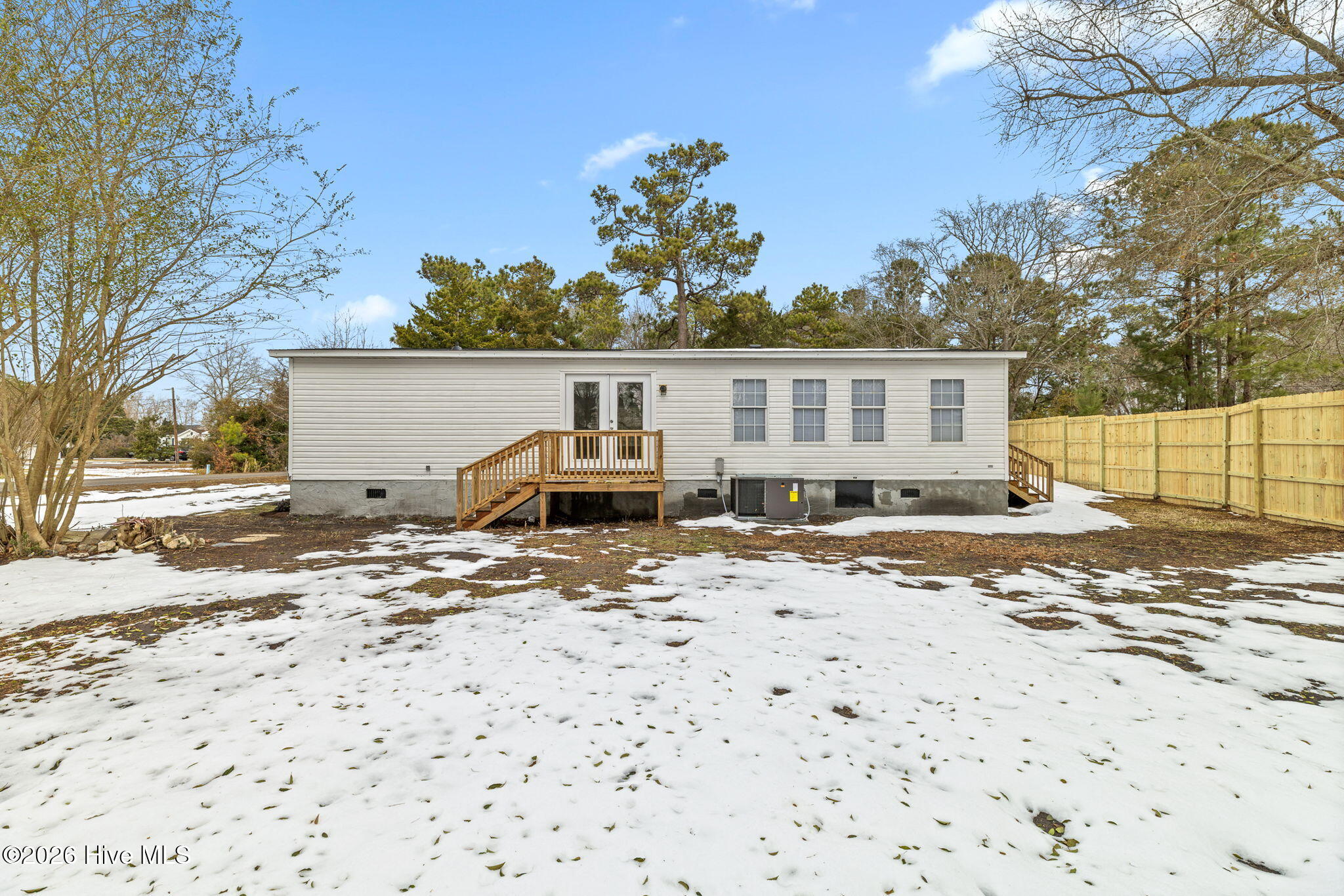 100552963 | Photo 36