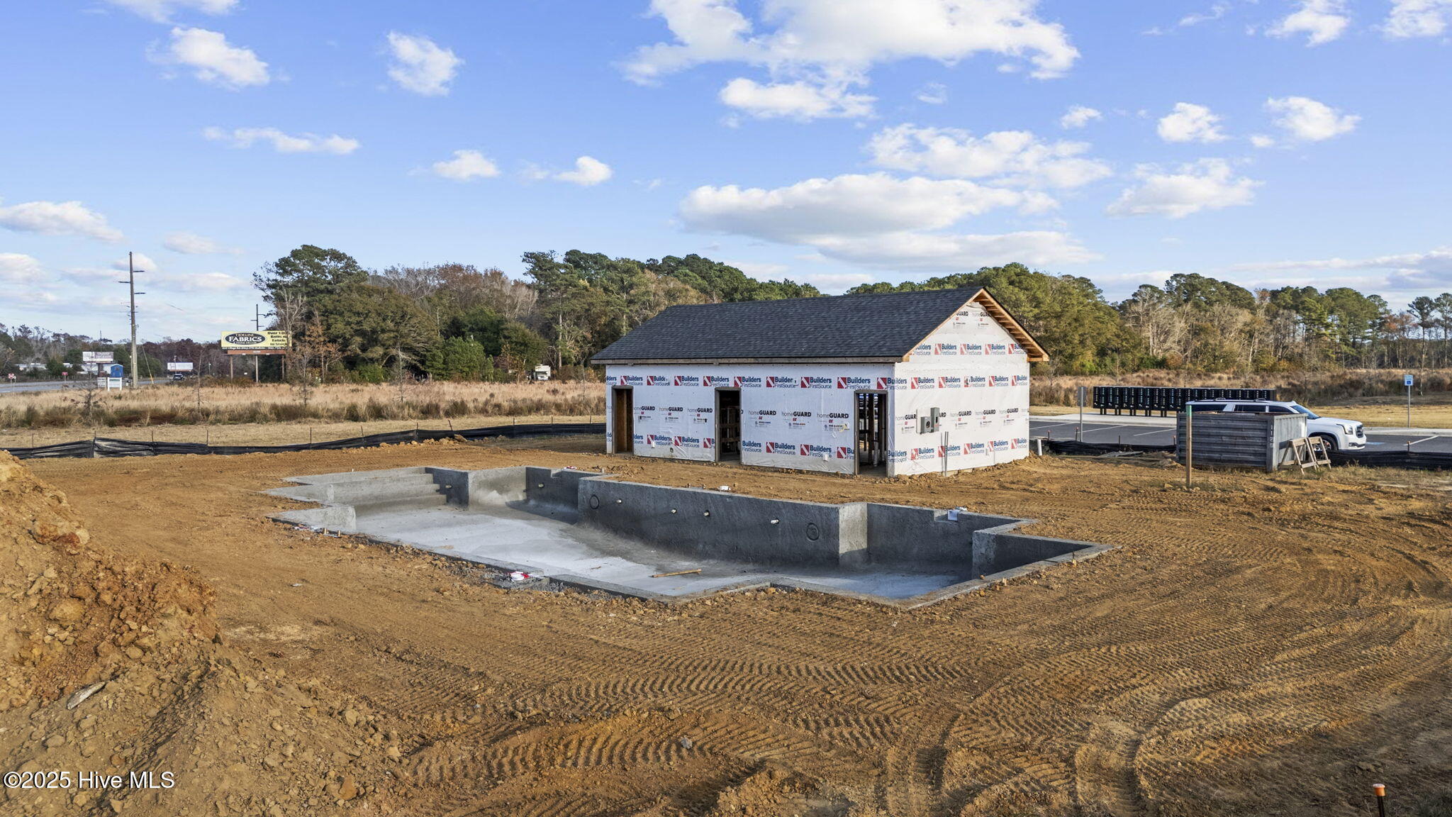 100544084 | Photo 59