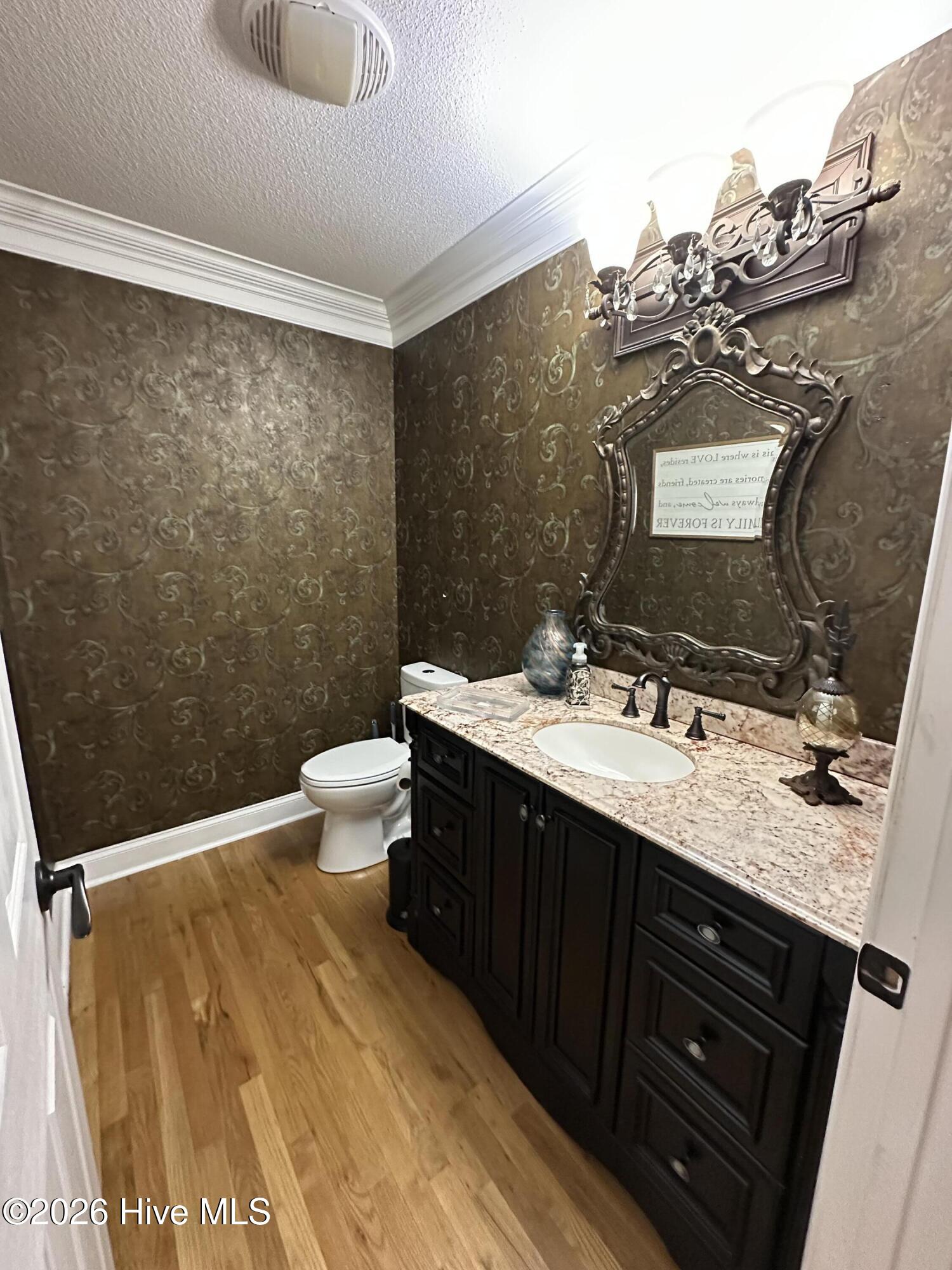 100552030 | Photo 51