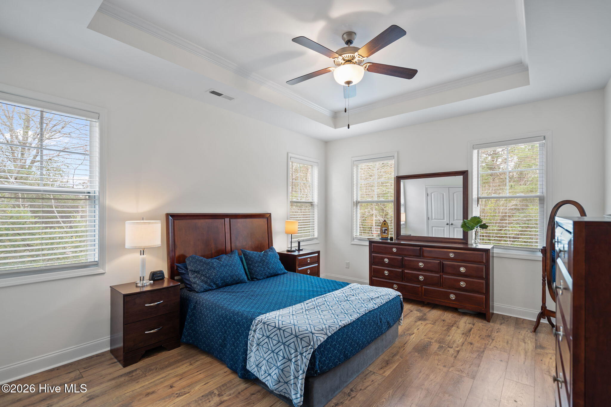 100558672 | Photo 30