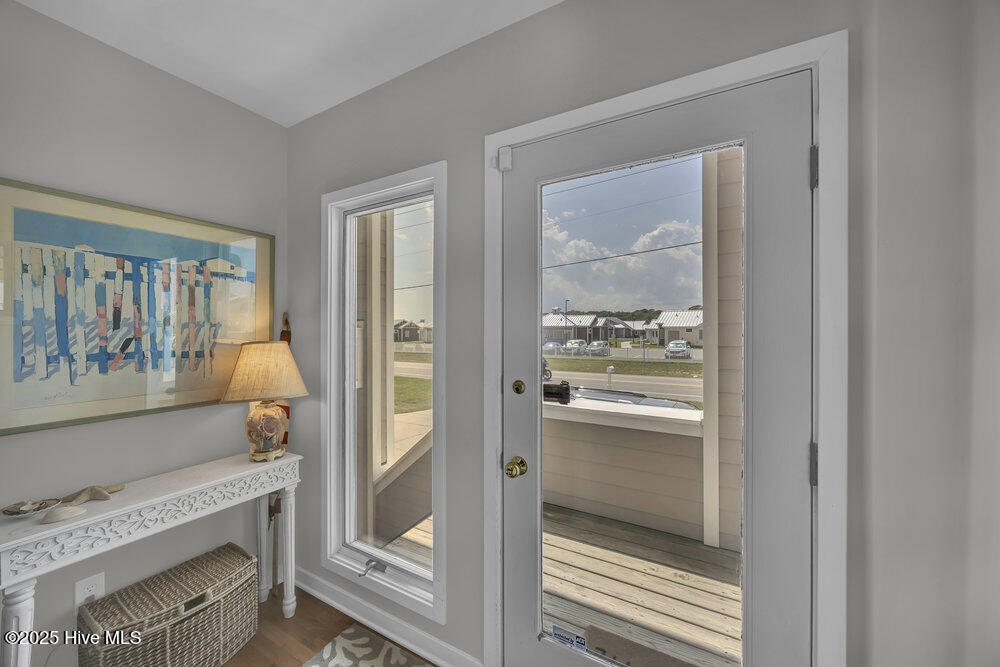 100522715 | Photo 23