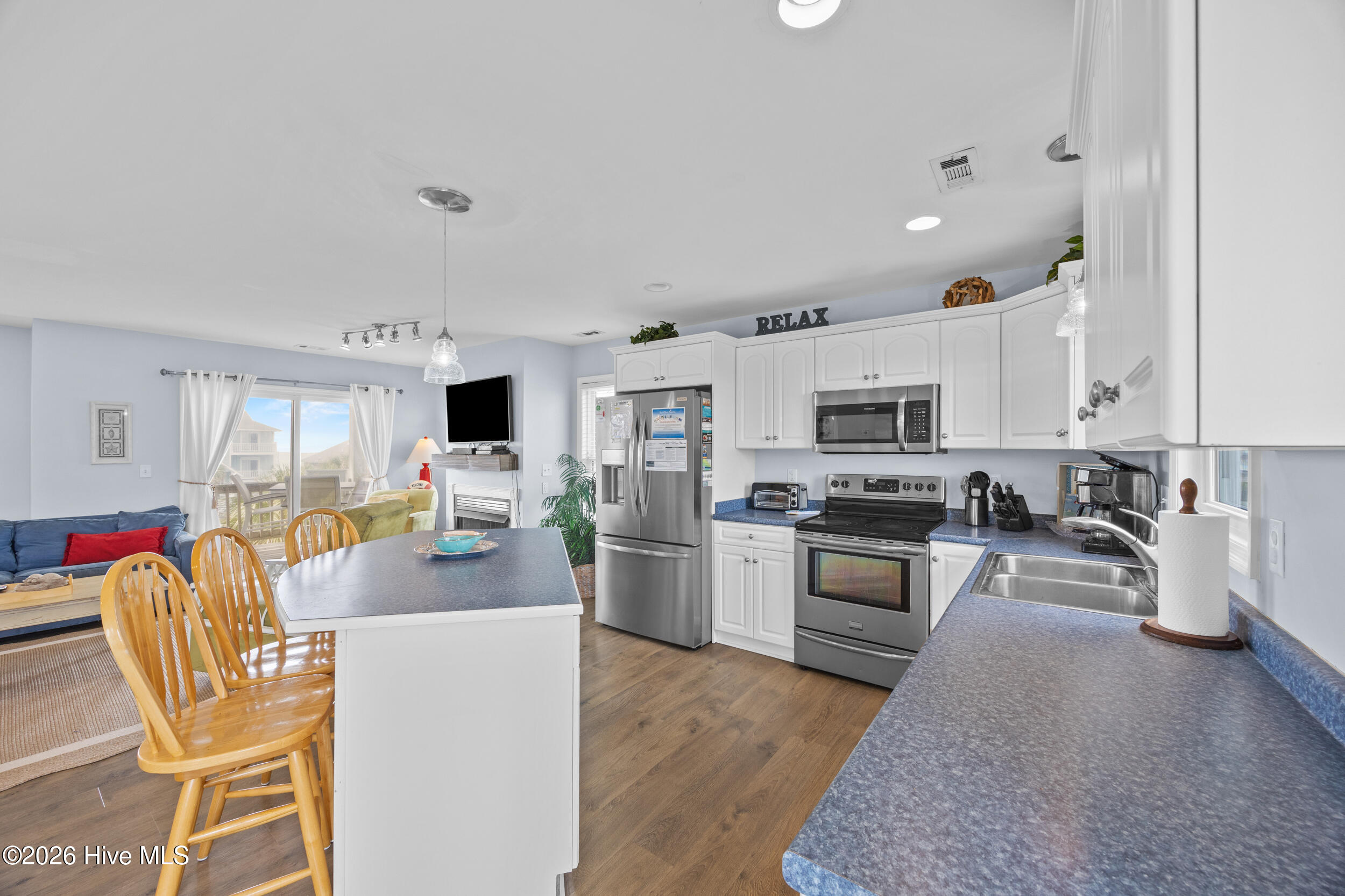 3759 Island Drive,North Topsail Beach