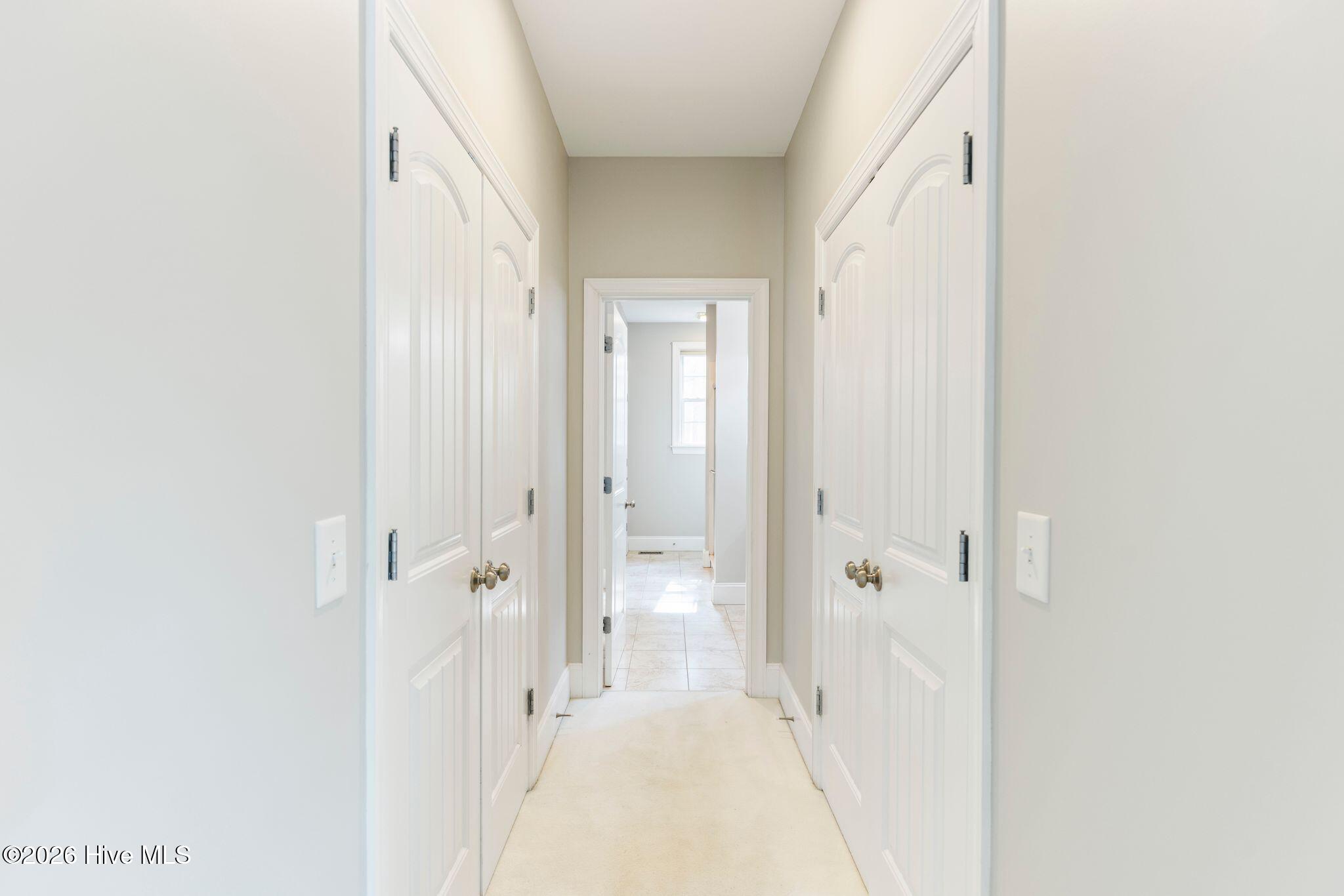 100553307 | Photo 46