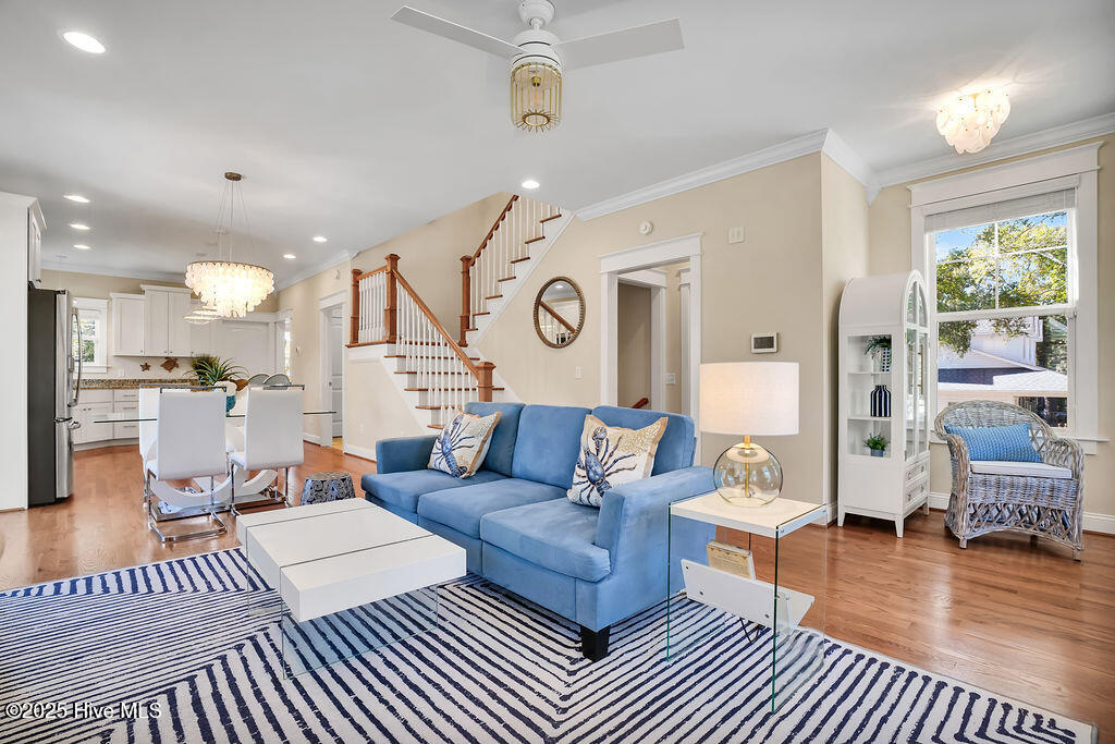 100539026 | Photo 14