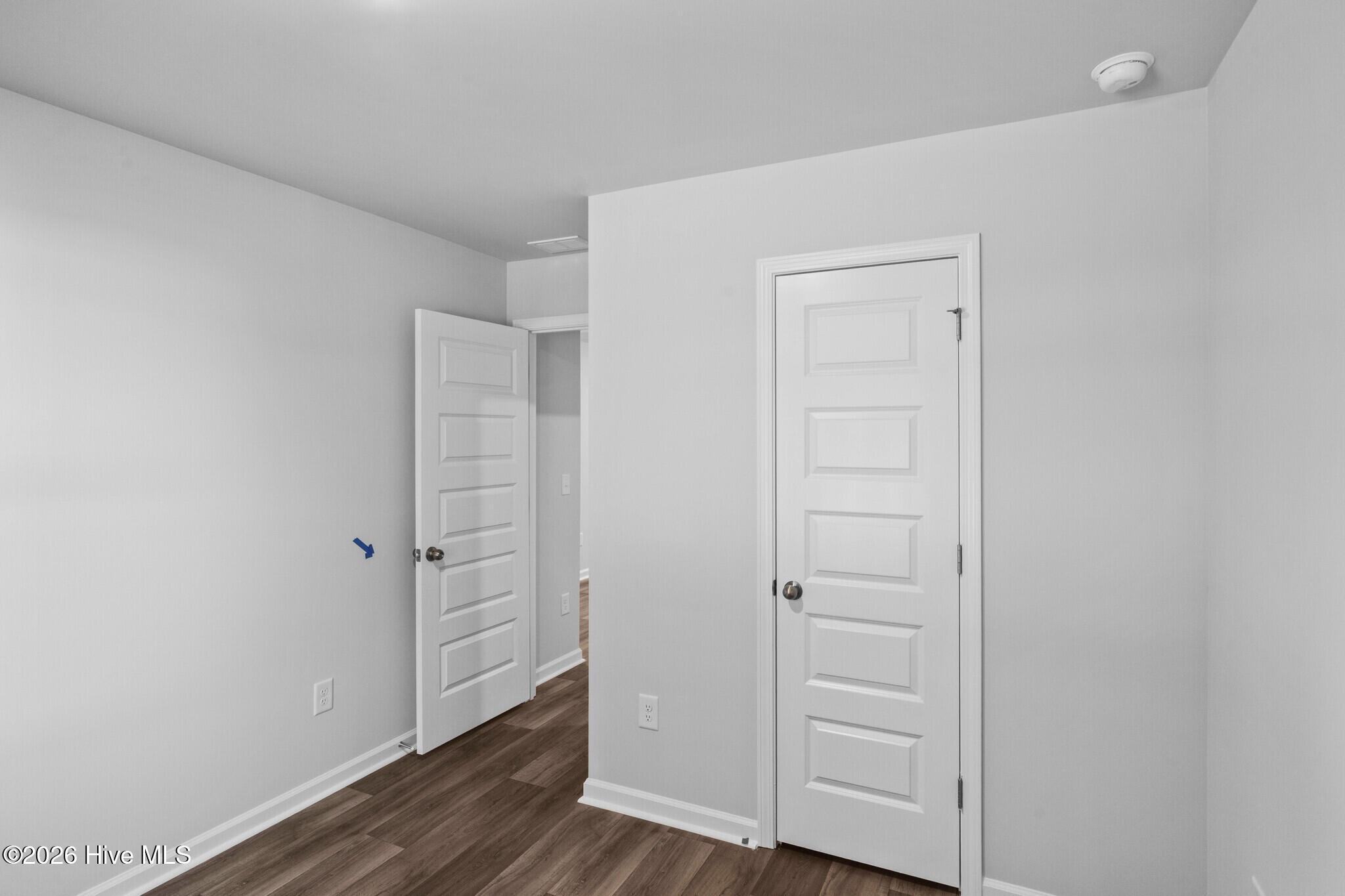 100545792 | Photo 20