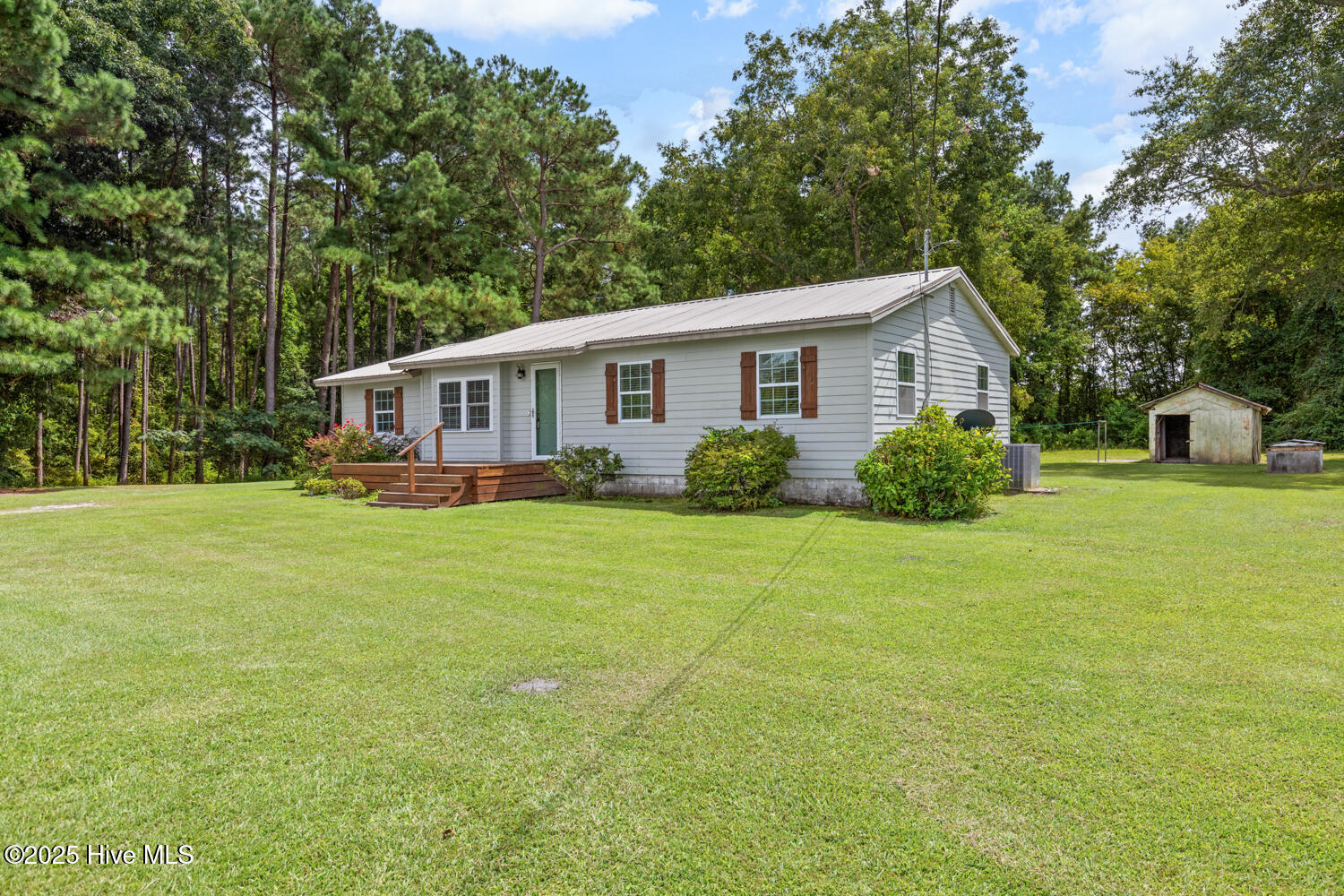 100520371 | Photo 28