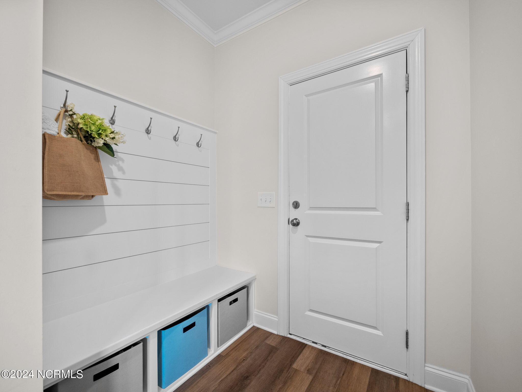 100564984 | Photo 20