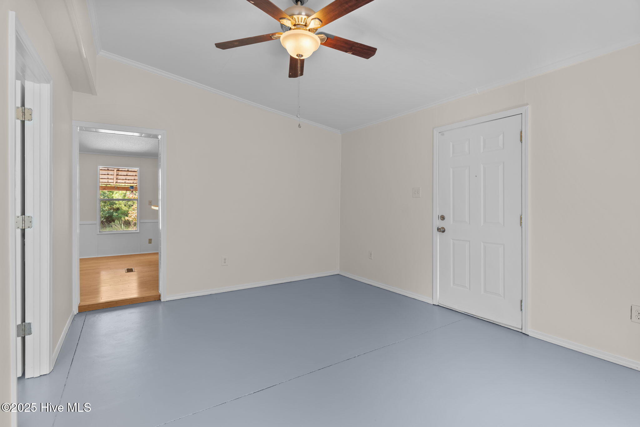 100531934 | Photo 24