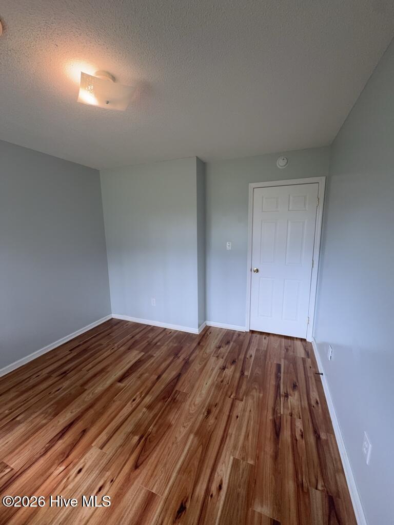 100564135 | Photo 15