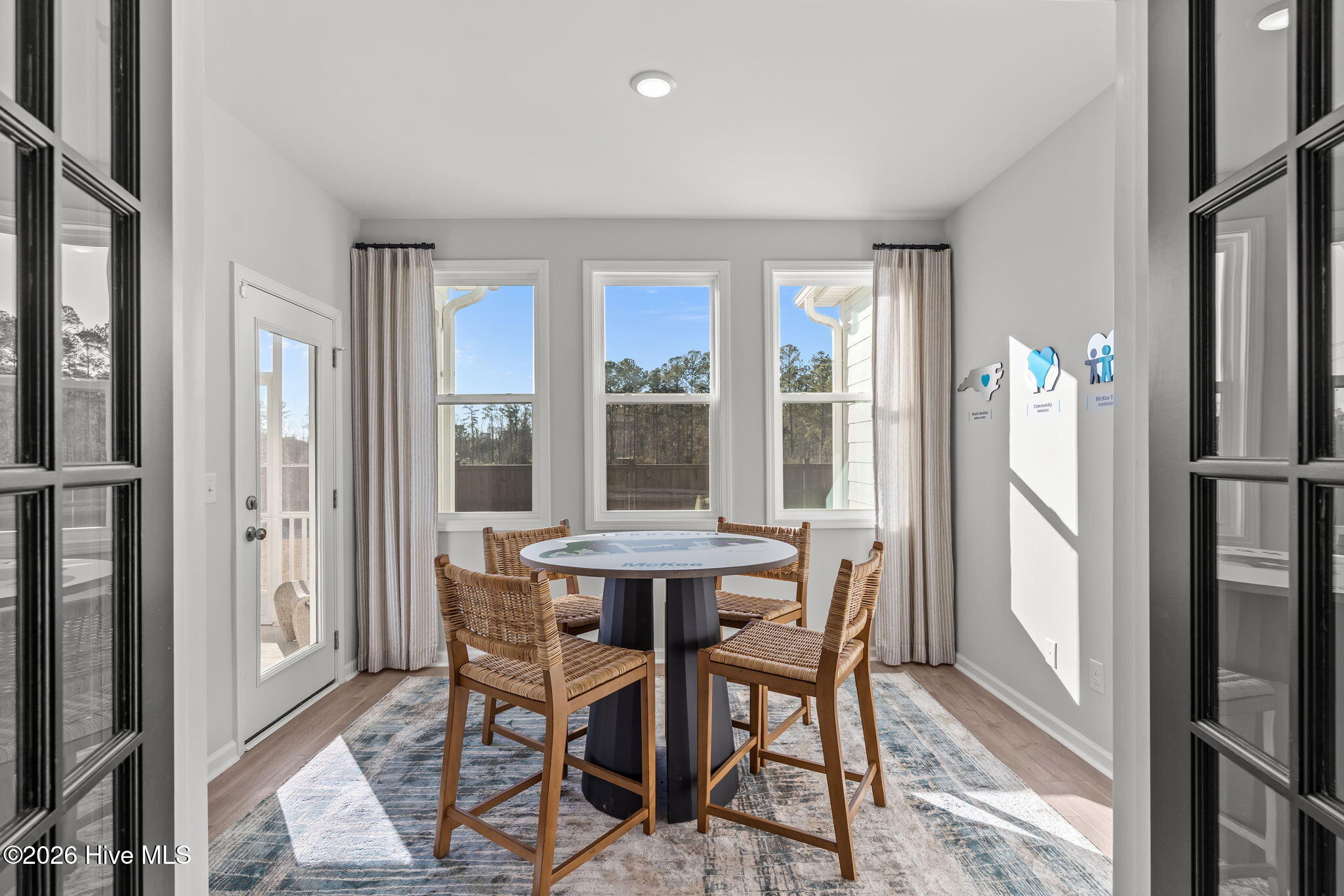 100516667 | Photo 22