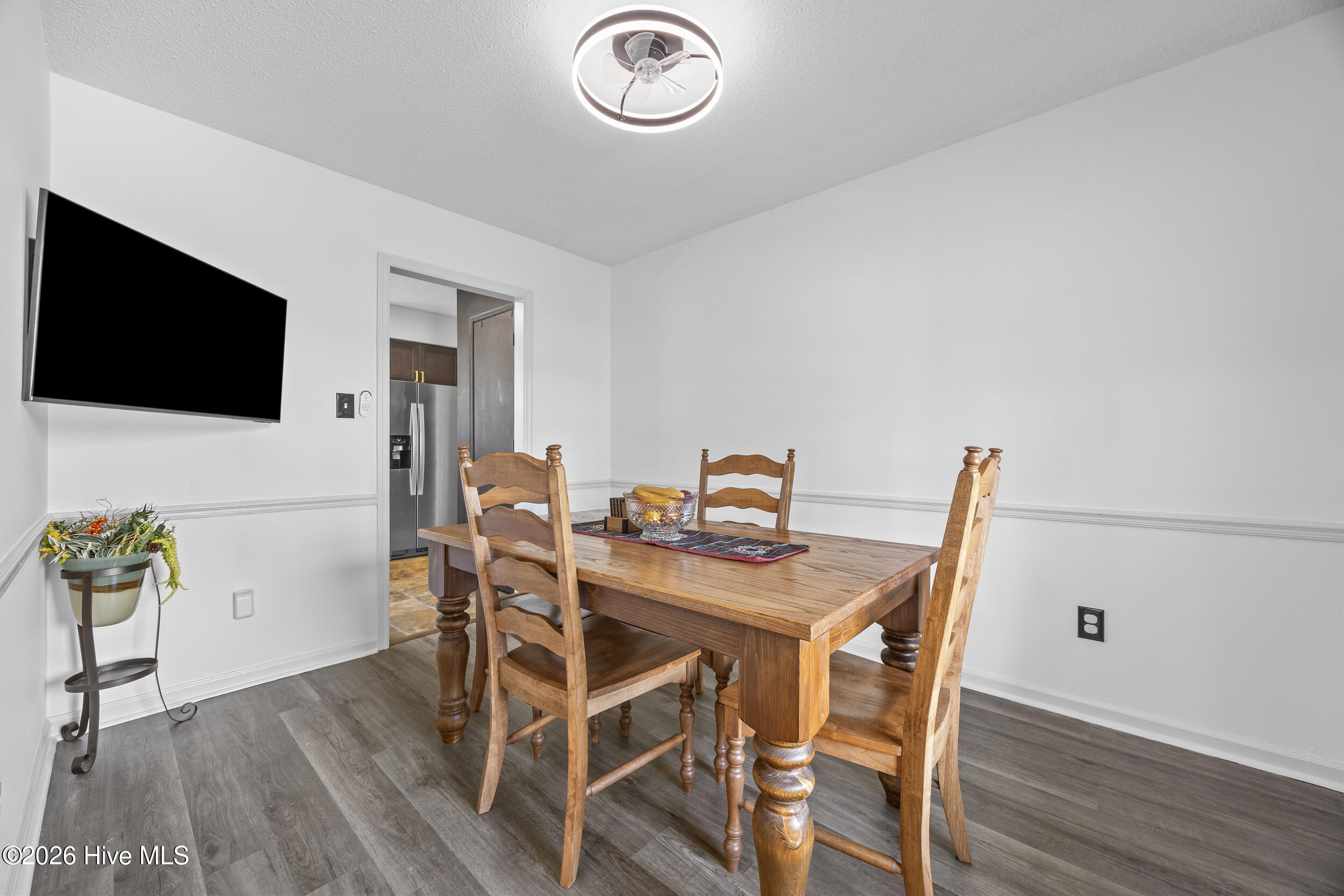 100560649 | Photo 12