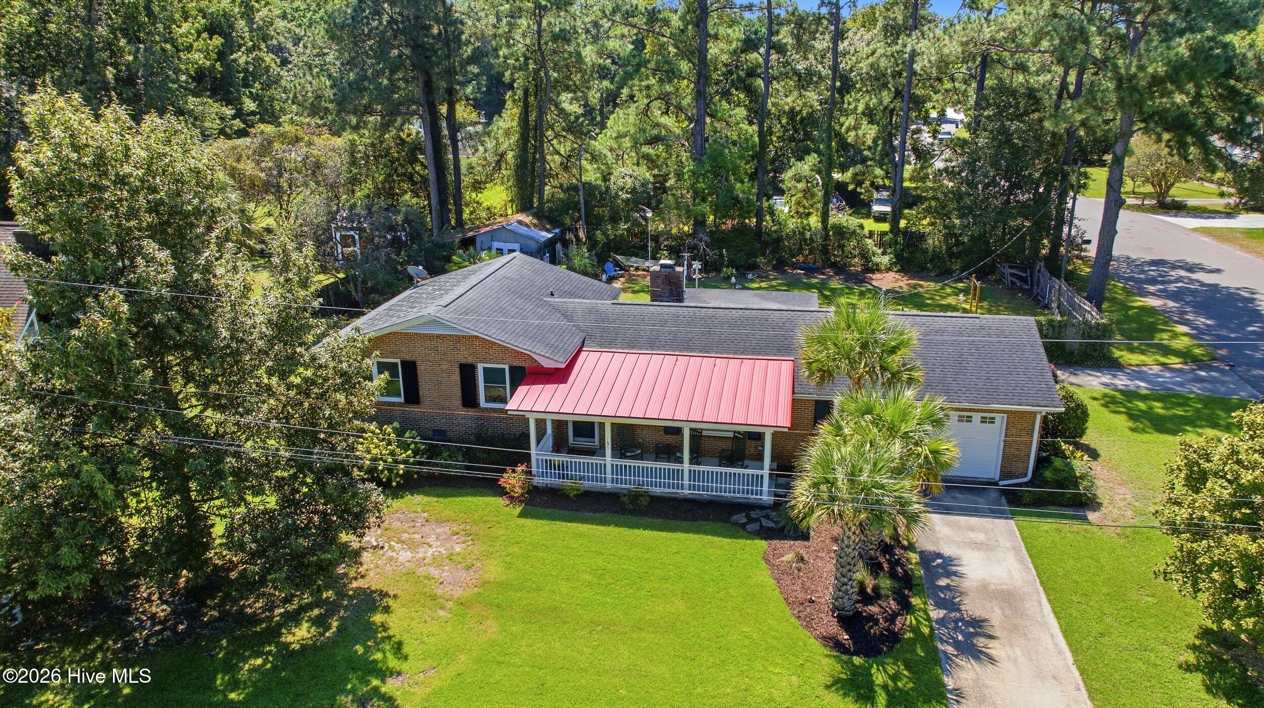 Photo 1 of Single family home for sale at 135 Disney Dr, Wilmington, NC 28409 | MLS# 100604834 | Listing updated on 2026-09-19