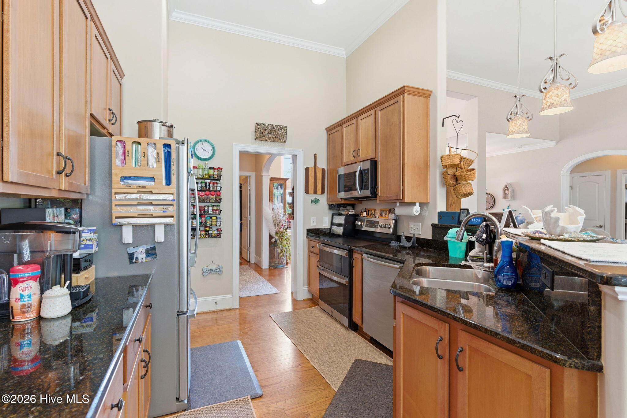 100569602 | Photo 22