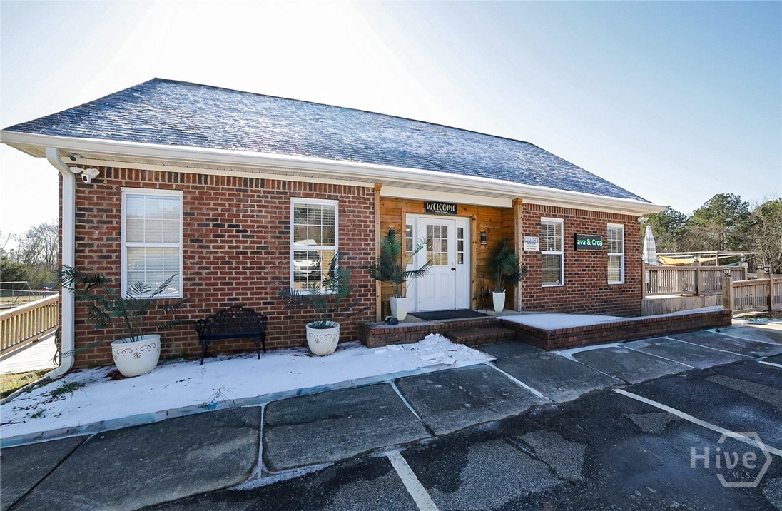 Property at 9 Callaway Drive