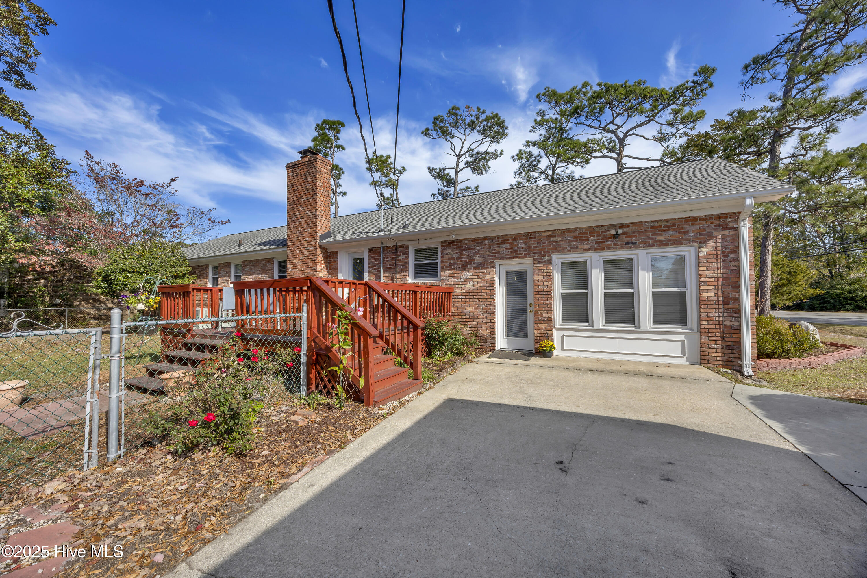 100541737 | Photo 26