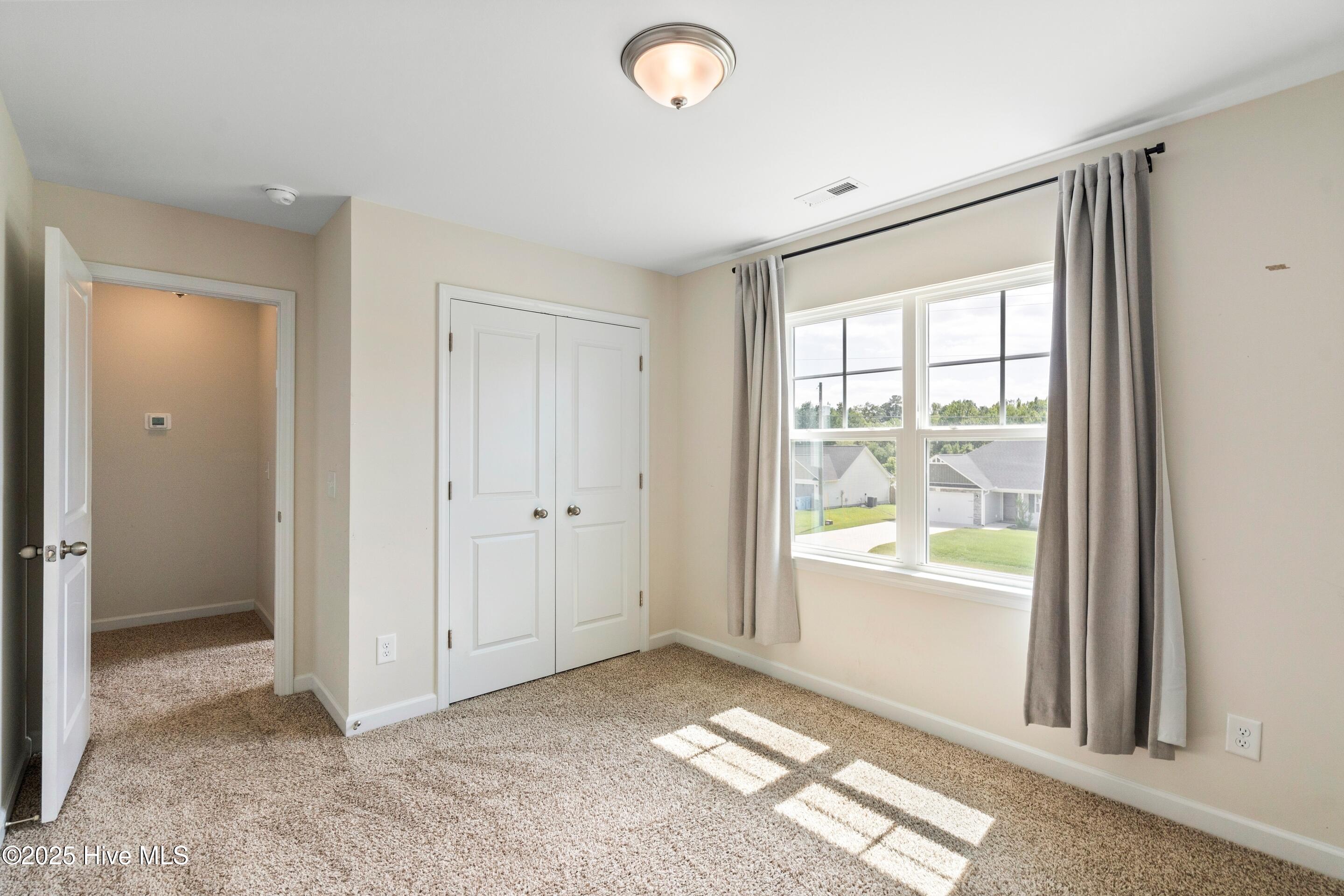 100530674 | Photo 30