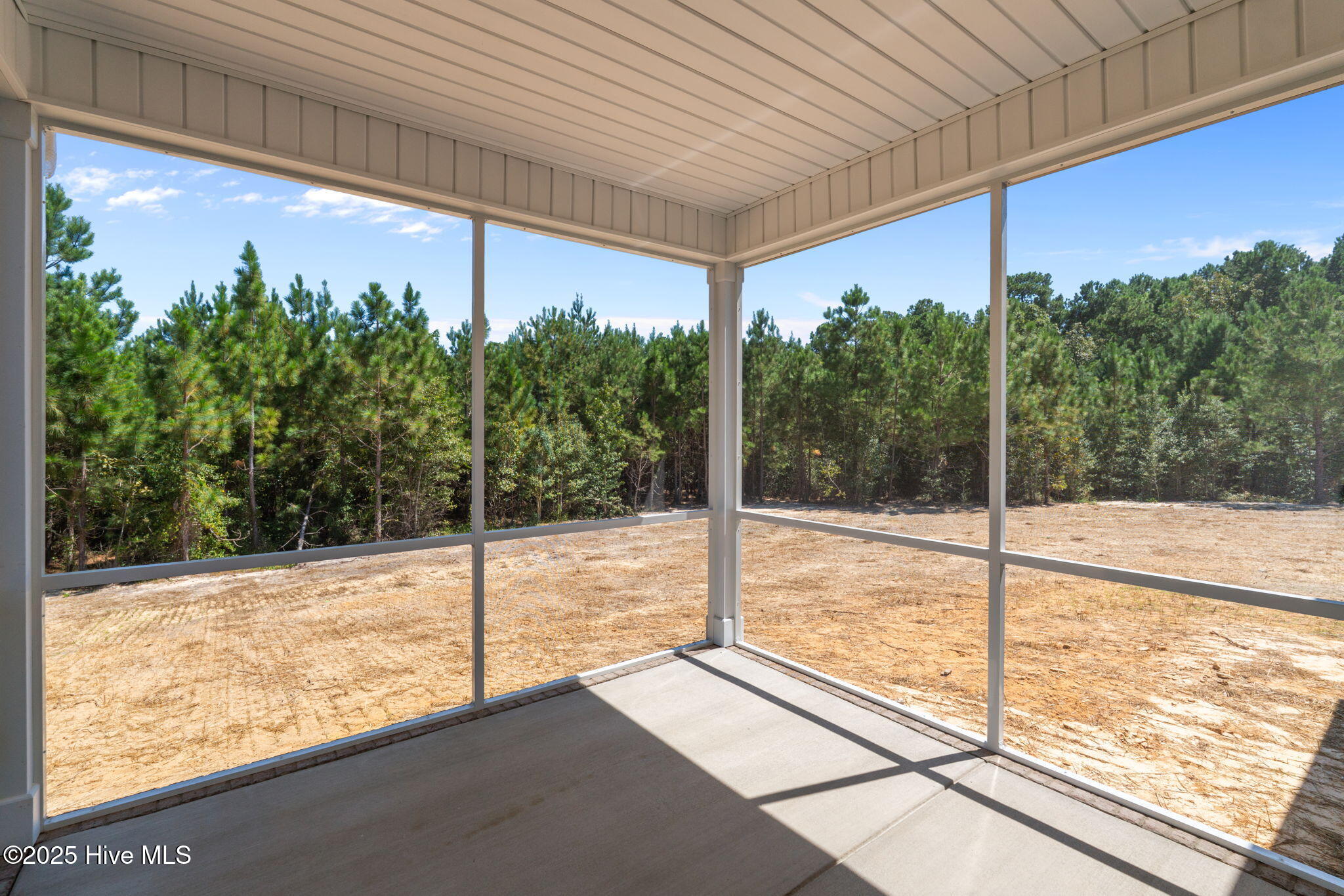130 Hickory Pointer Way