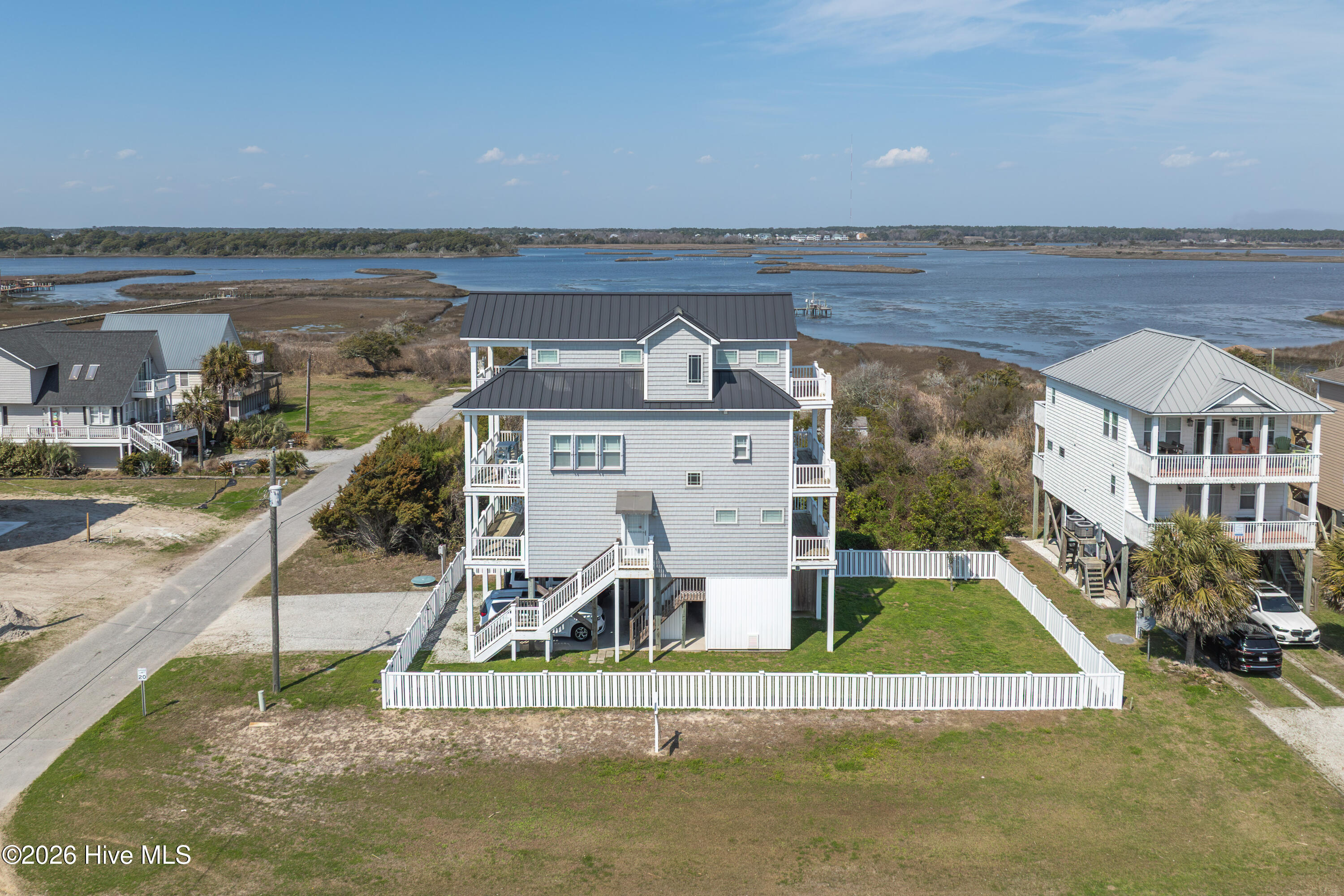 100558539 | Photo 23