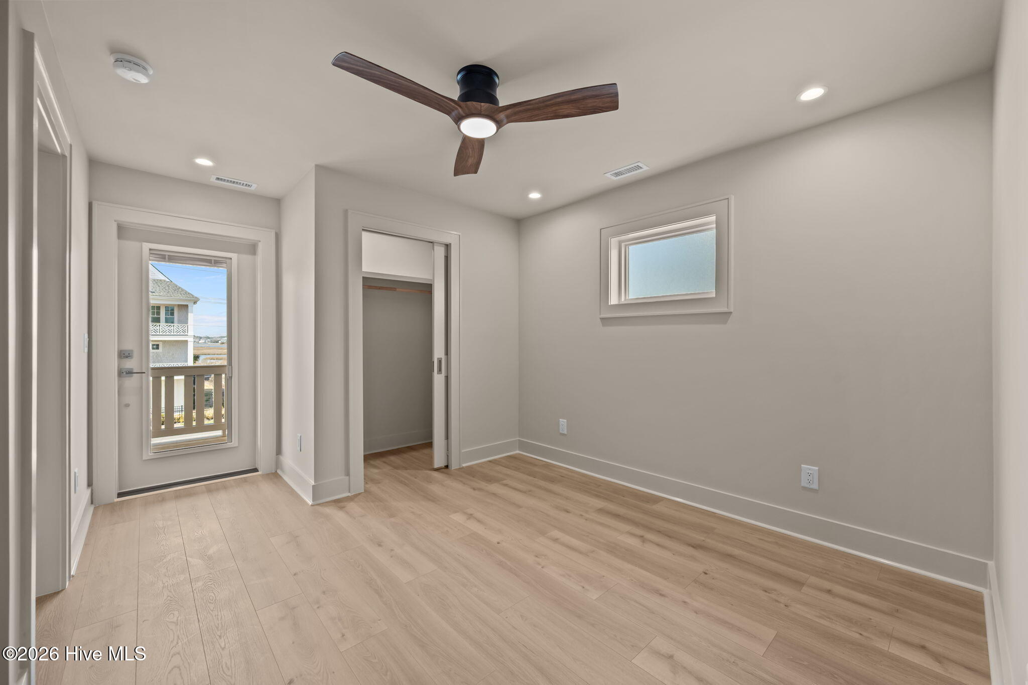 100552191 | Photo 88