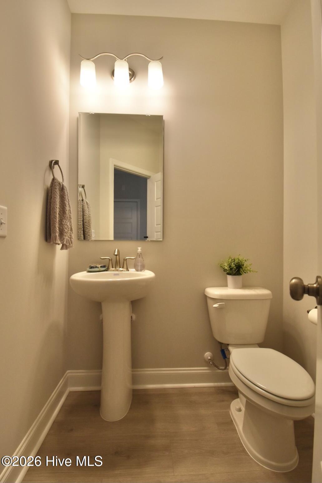 100550903 | Photo 10