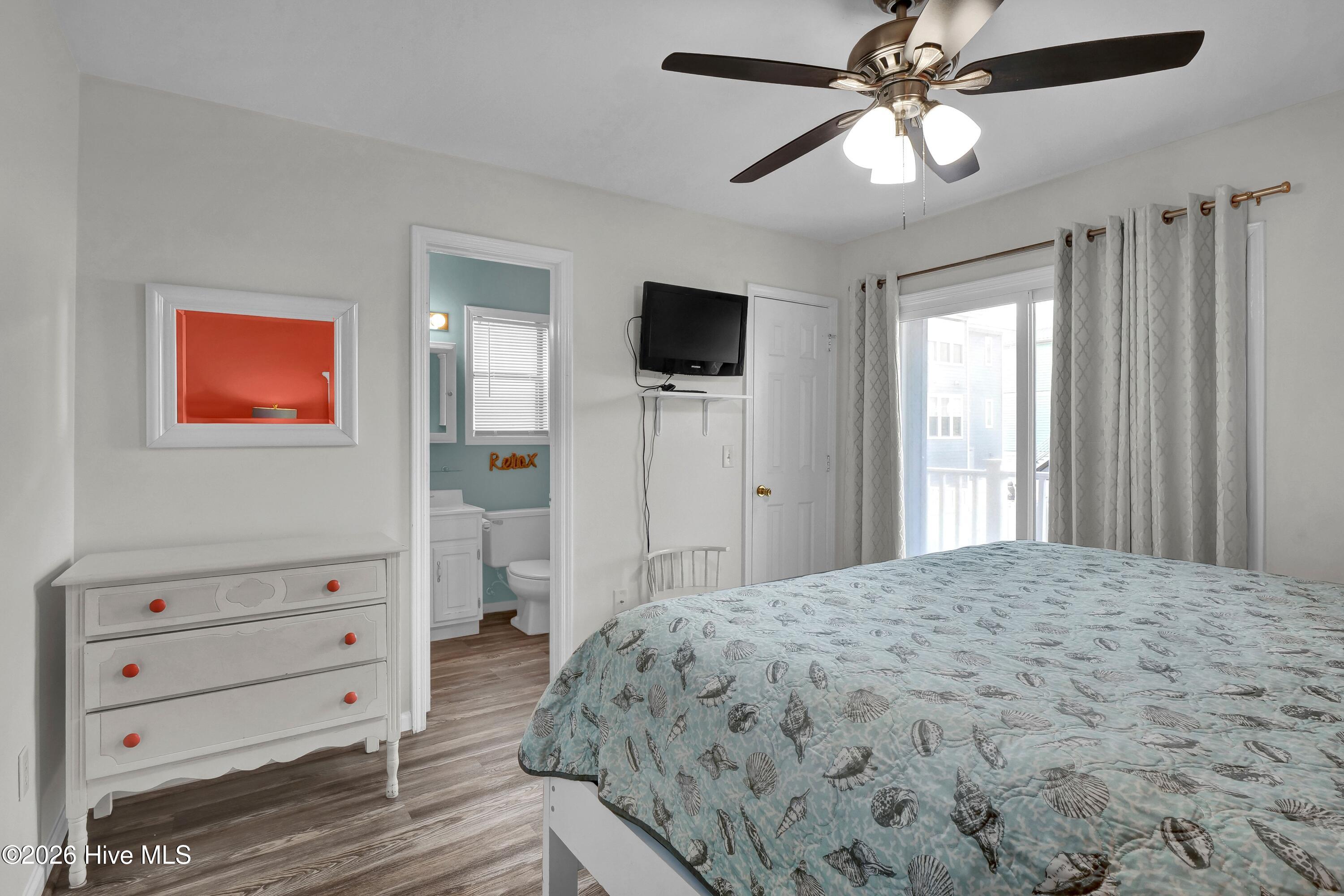 Exterior photo of 1505 Carolina Beach Avenue N 1e, Carolina Beach, NC 28428. MLS: 100602074