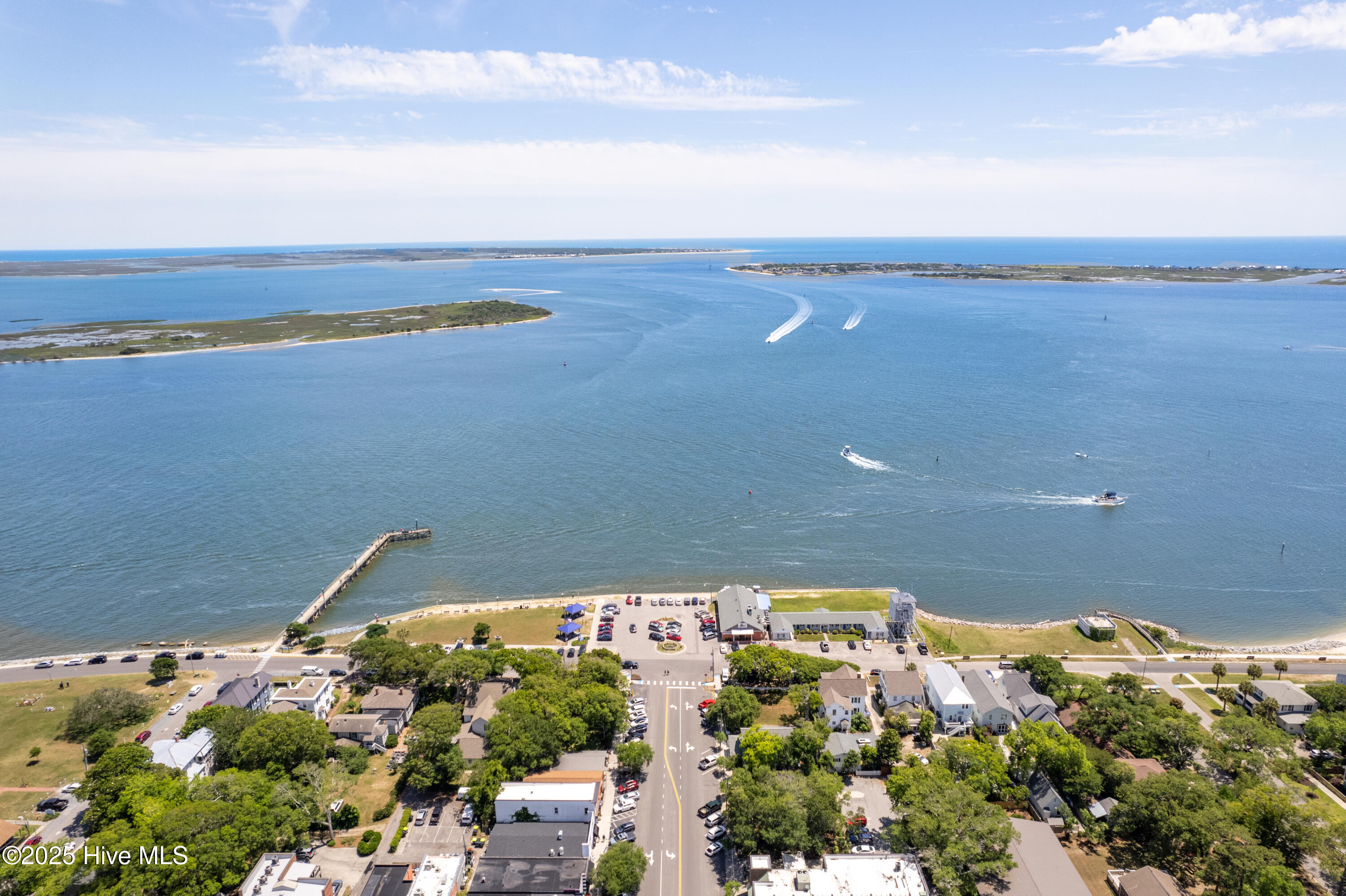 100515116 | Photo 33