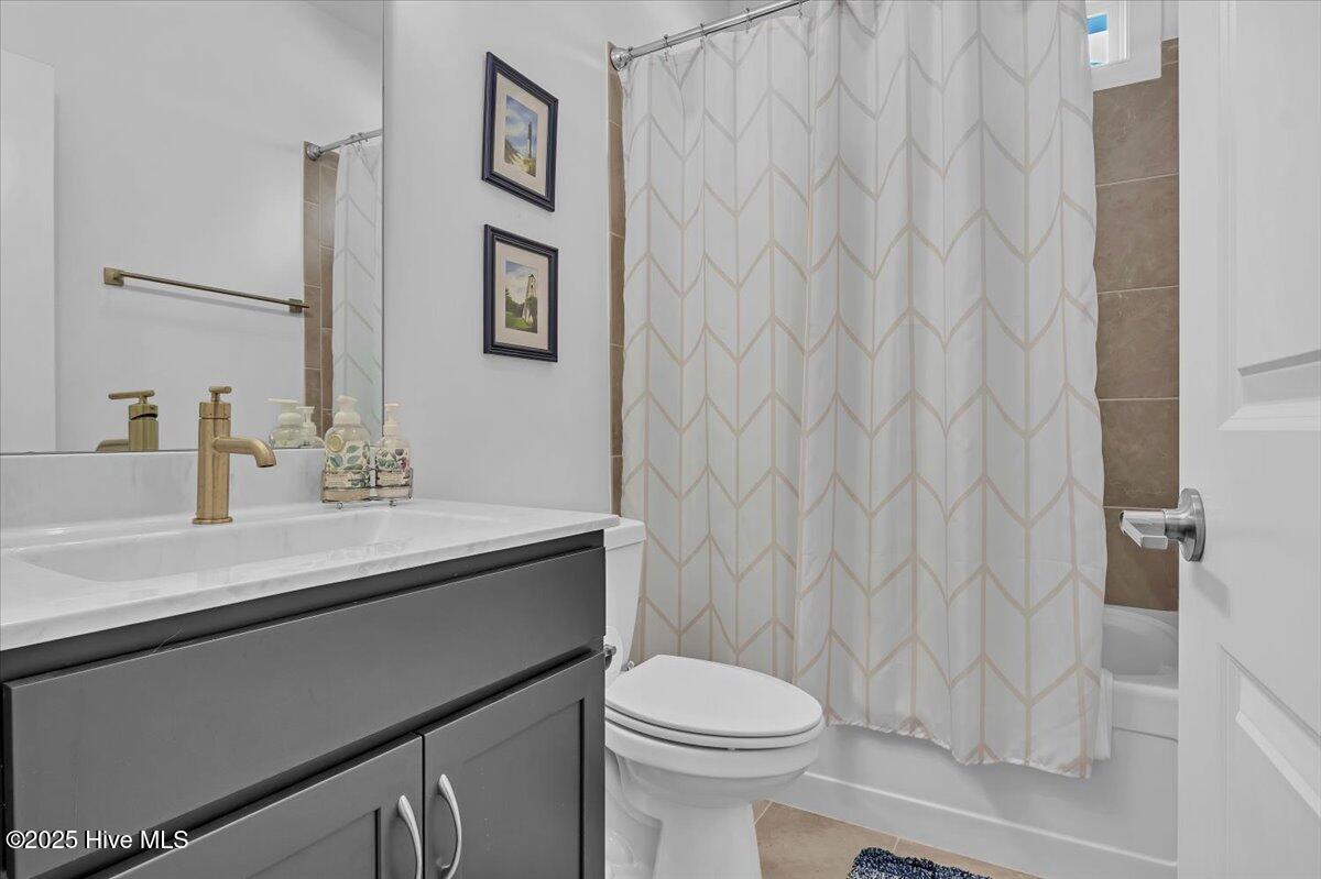 100530087 | Photo 30