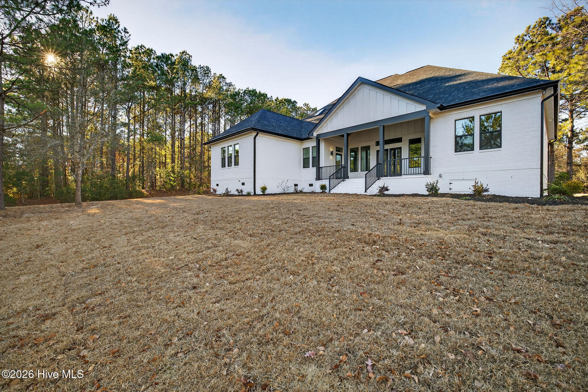 100548792 | Photo 12