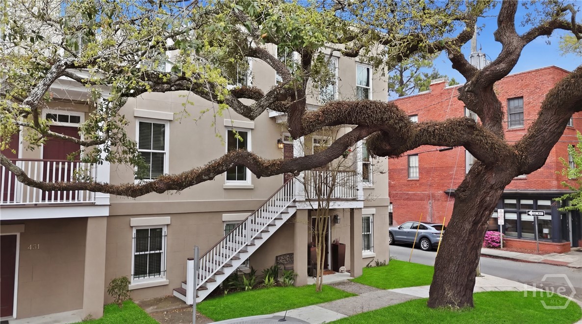 429 Montgomery Street C